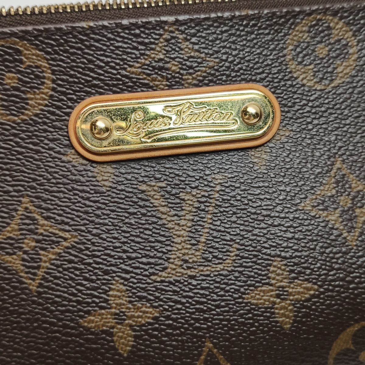 Louis Vuitton Eva Clutch Monogram