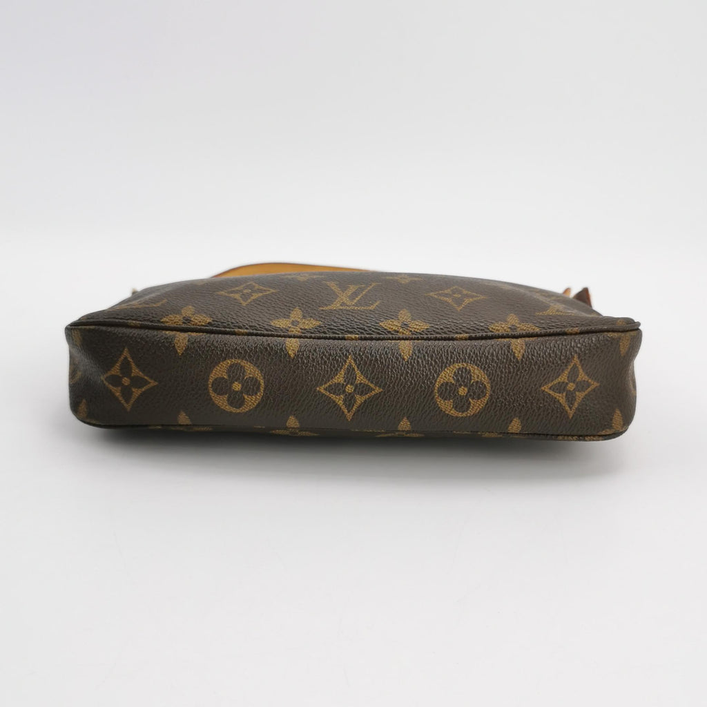 Louis Vuitton Pochette Accessoires Monogram