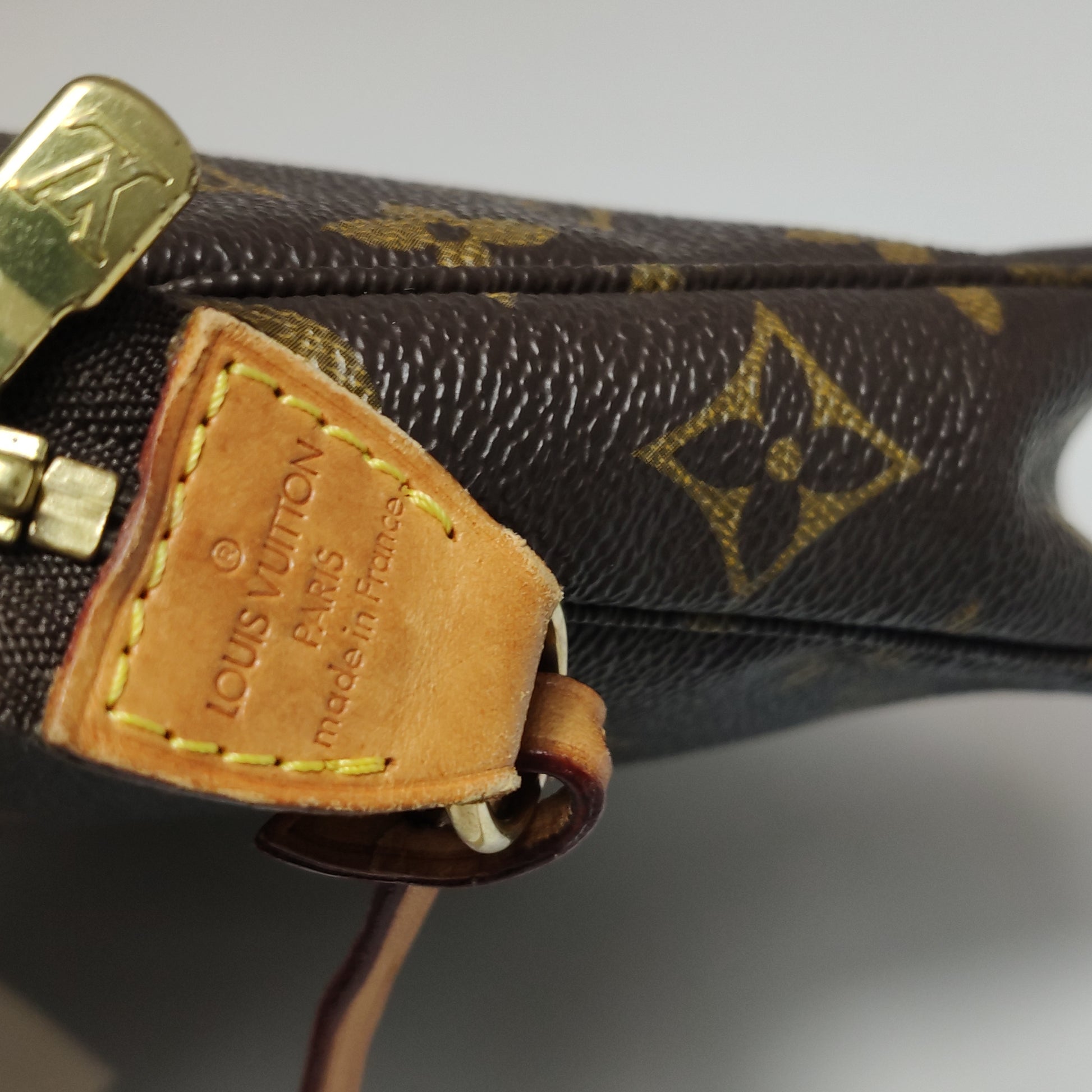 Louis Vuitton Pochette Accessoires Monogram