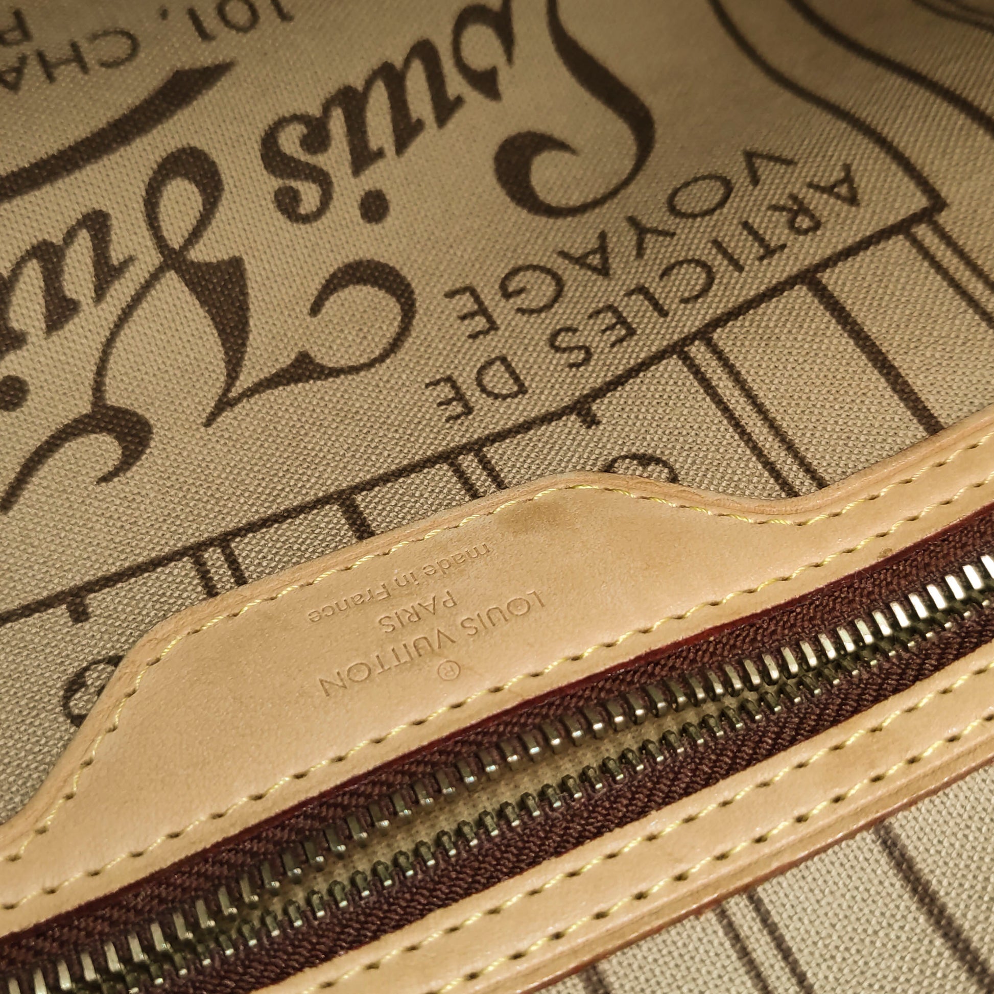 Louis Vuitton Neverfull PM Monogram