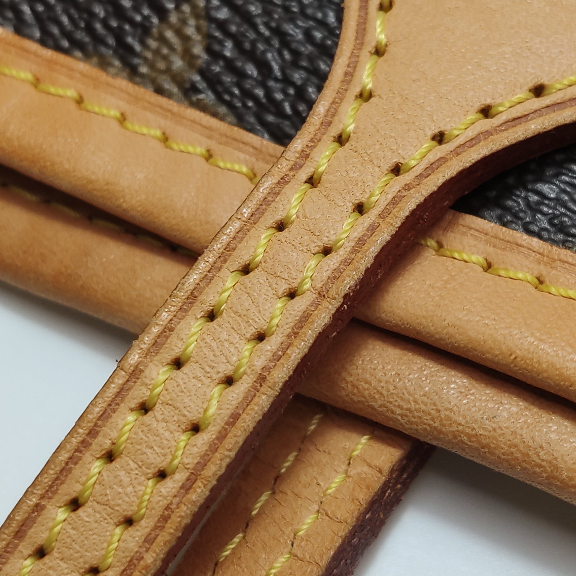 Louis Vuitton Neverfull MM Monogram with Pouch