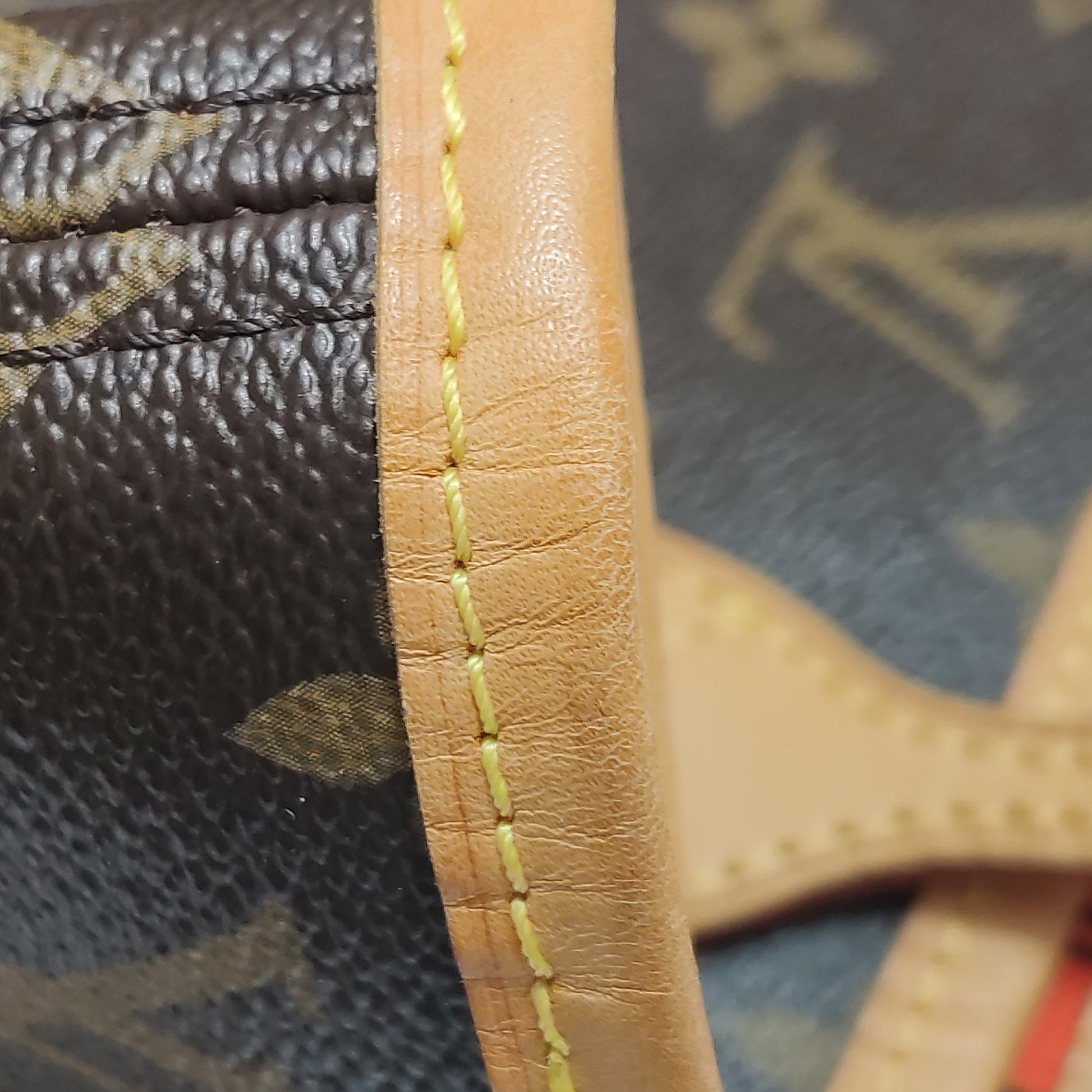 Louis Vuitton Neverfull MM Monogram with Pouch