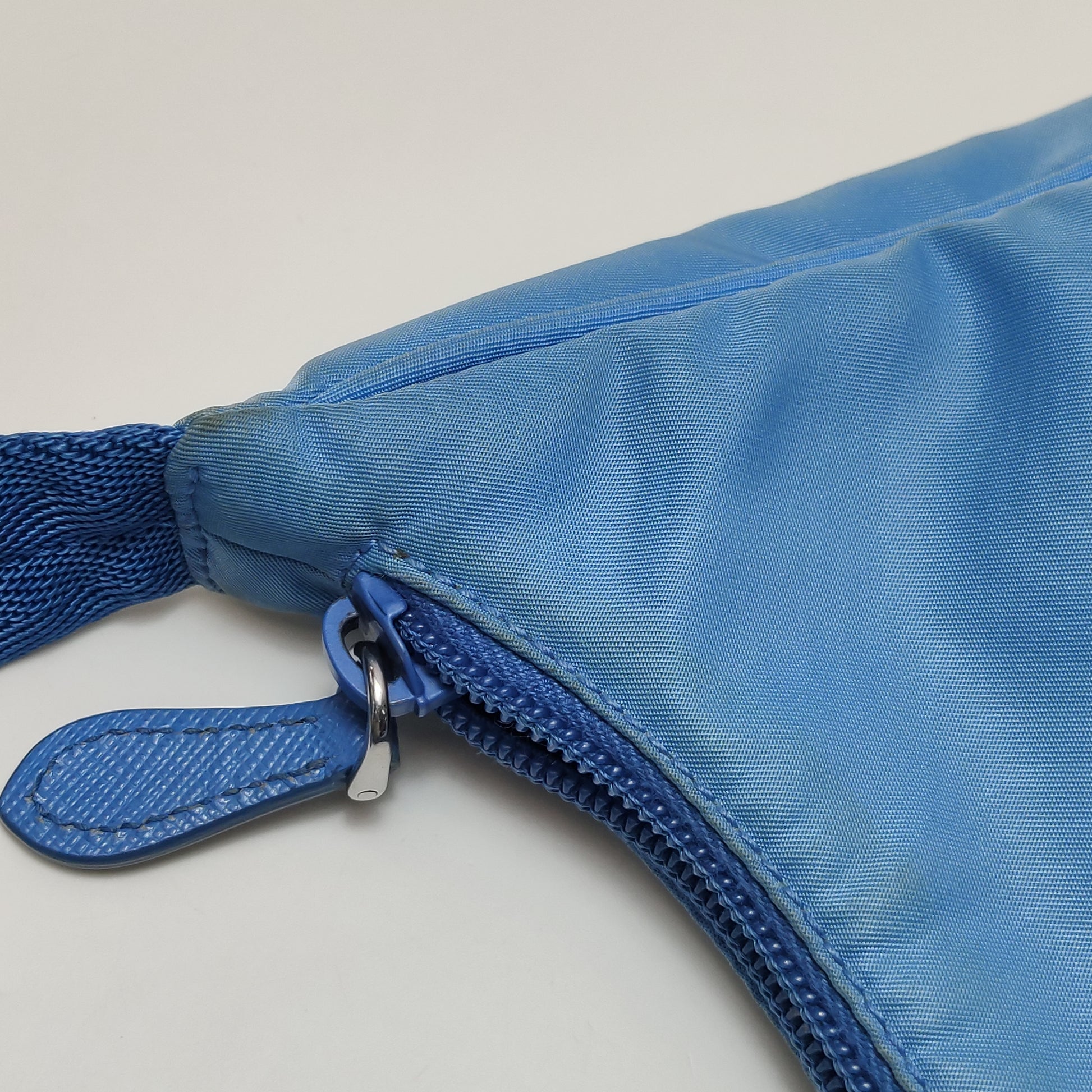 Prada Re-edition 2000 Nylon Blue