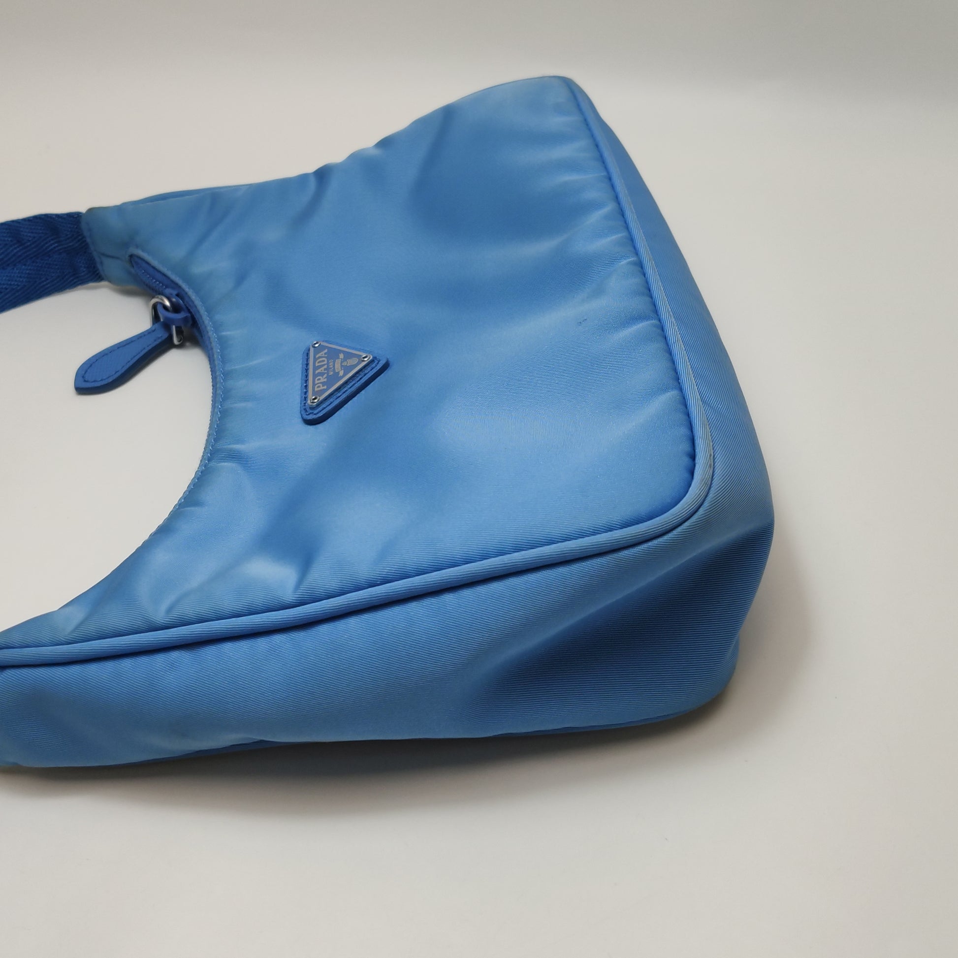 Prada Re-edition 2000 Nylon Blue