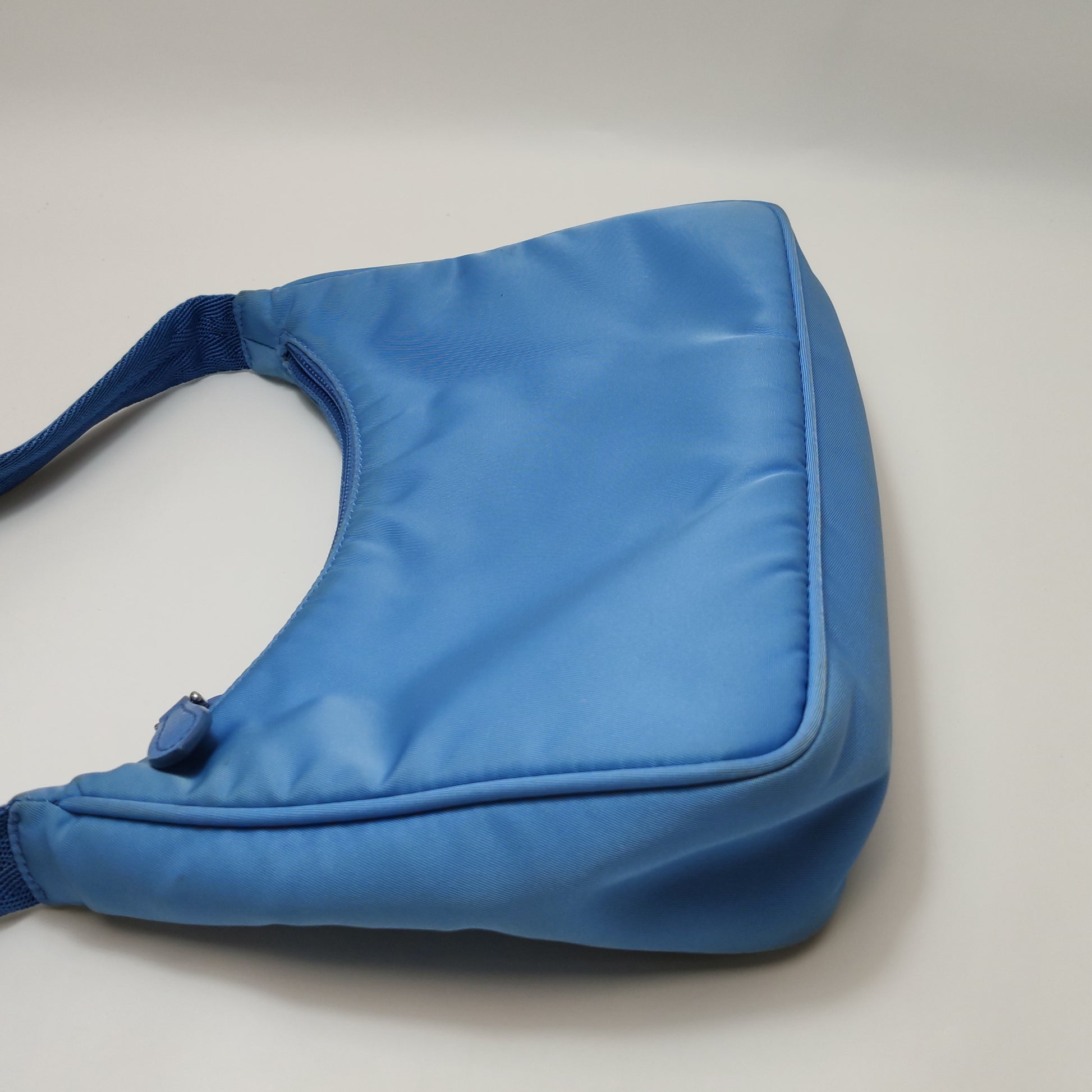 Prada Re-edition 2000 Nylon Blue
