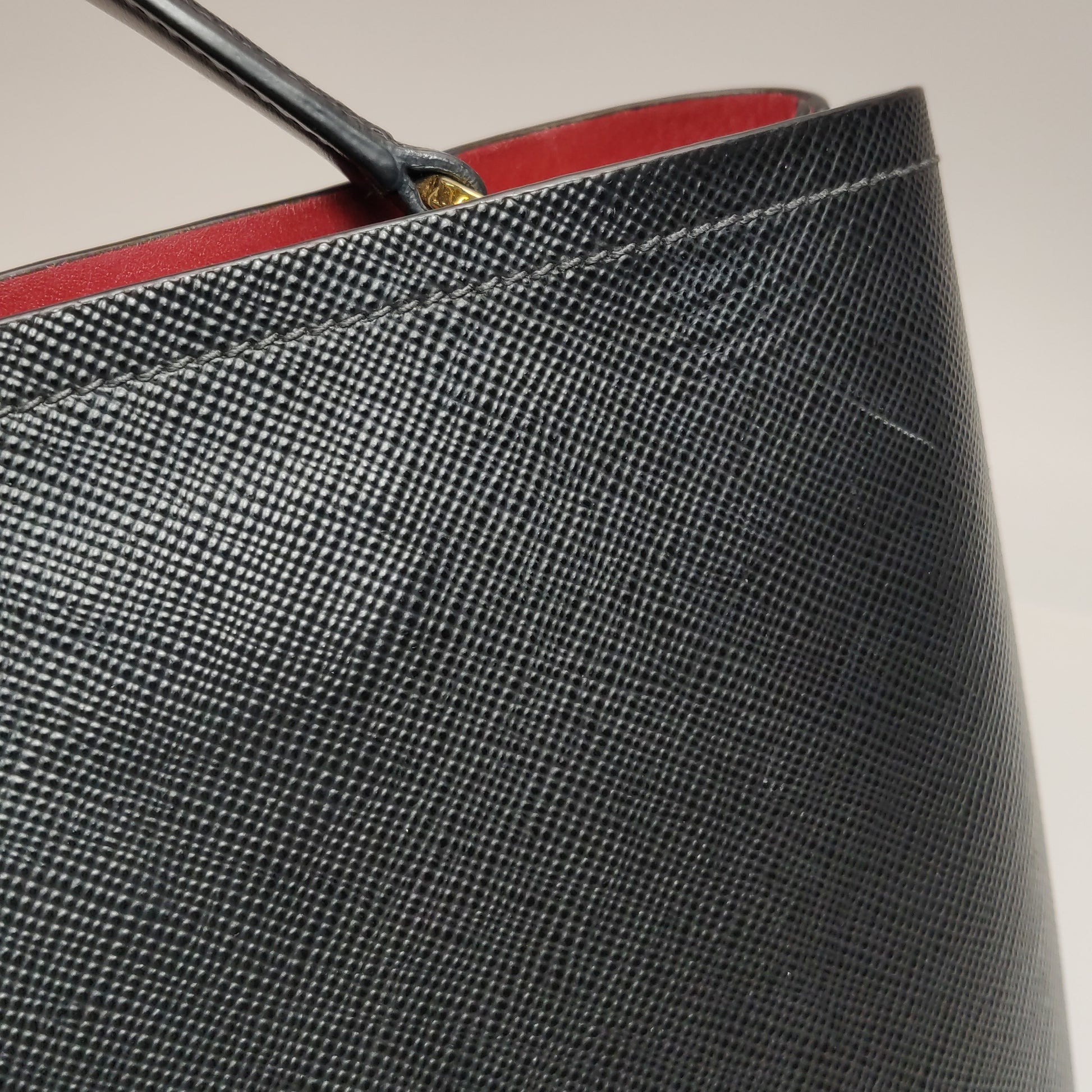 Prada Panier Medium Bucket Saffiano