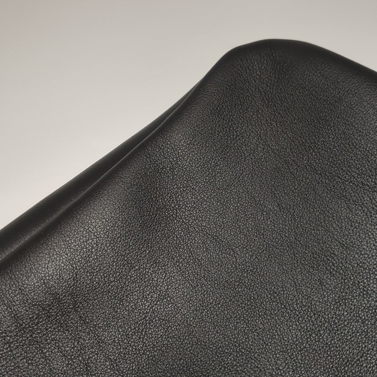 Saint Laurent Le 5 a 7 Hobo Large Black