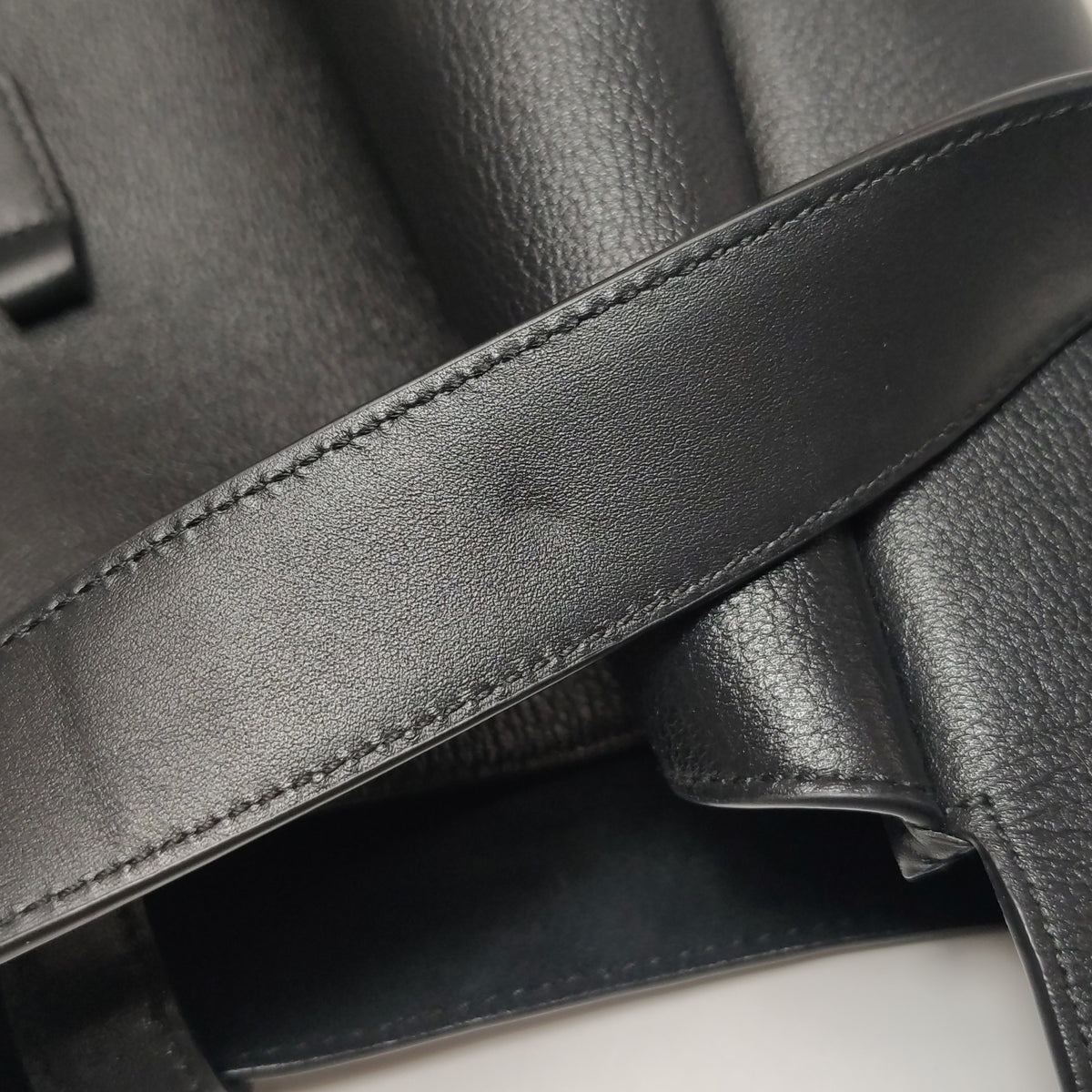 Saint Laurent Le 5 a 7 Hobo Large Black