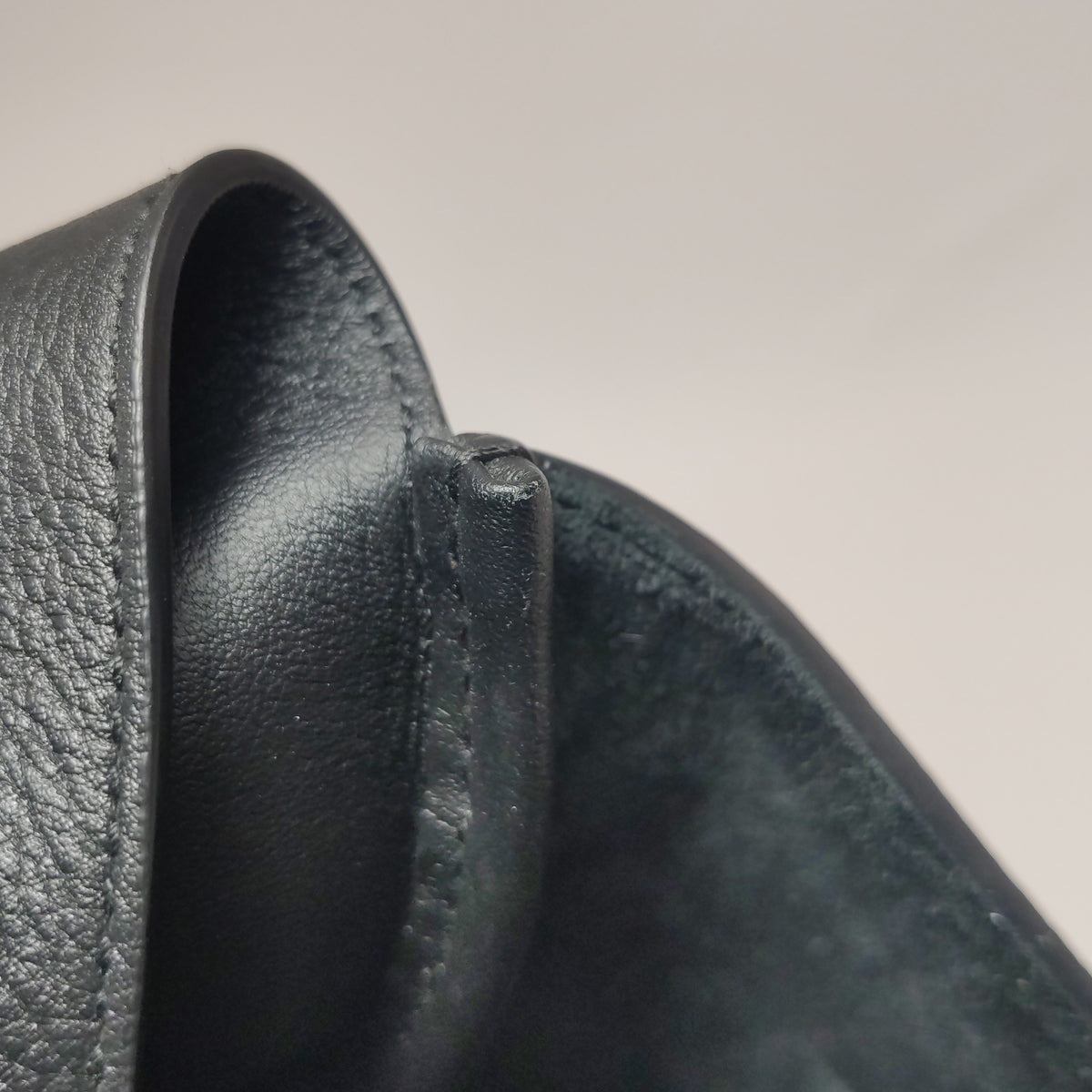 Saint Laurent Le 5 a 7 Hobo Large Black