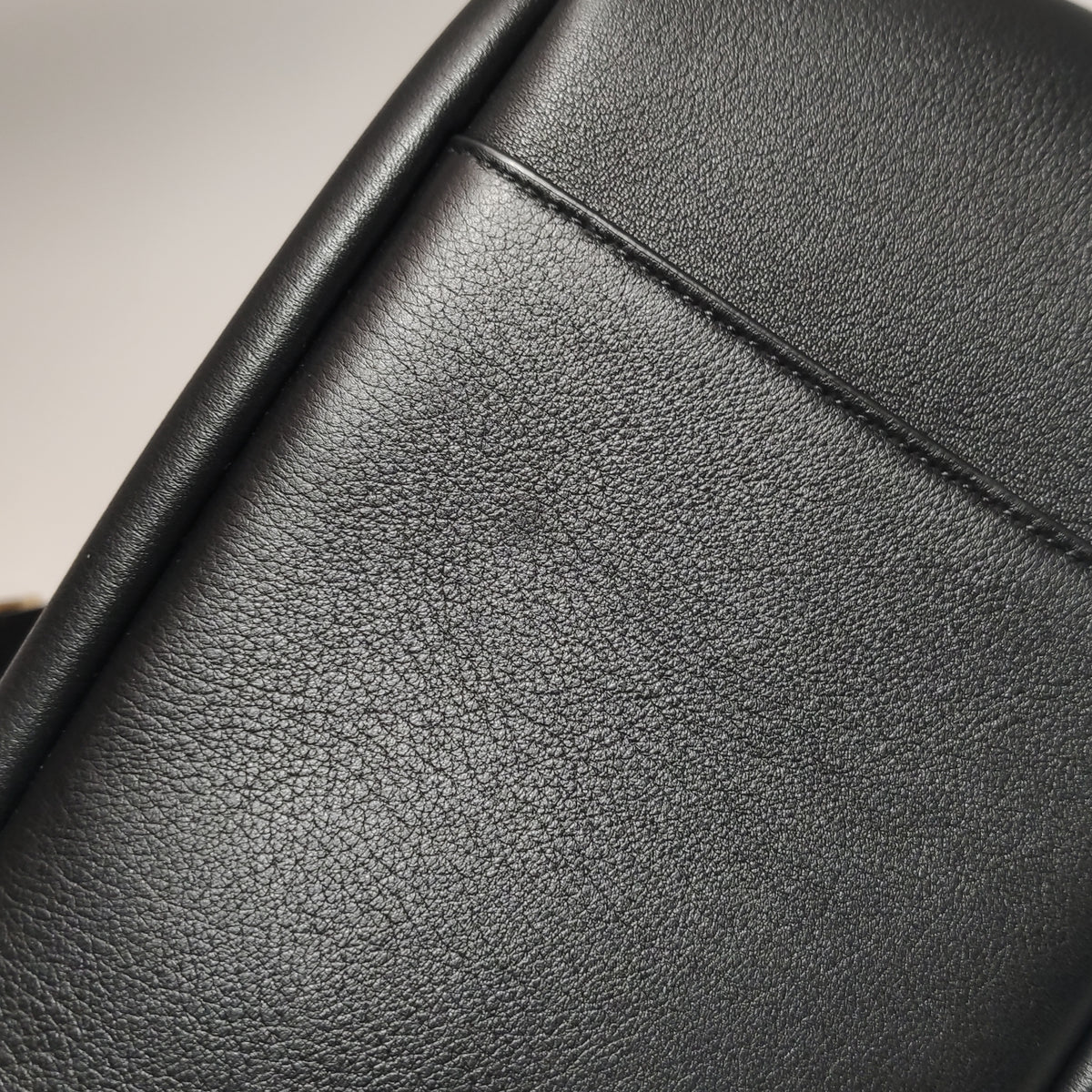 Saint Laurent Le 5 a 7 Hobo Large Black