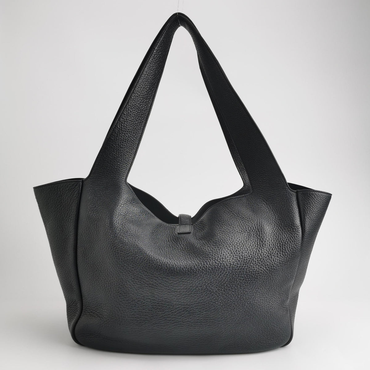 Saint Laurent Le 5 À 7 Bea Tote Black