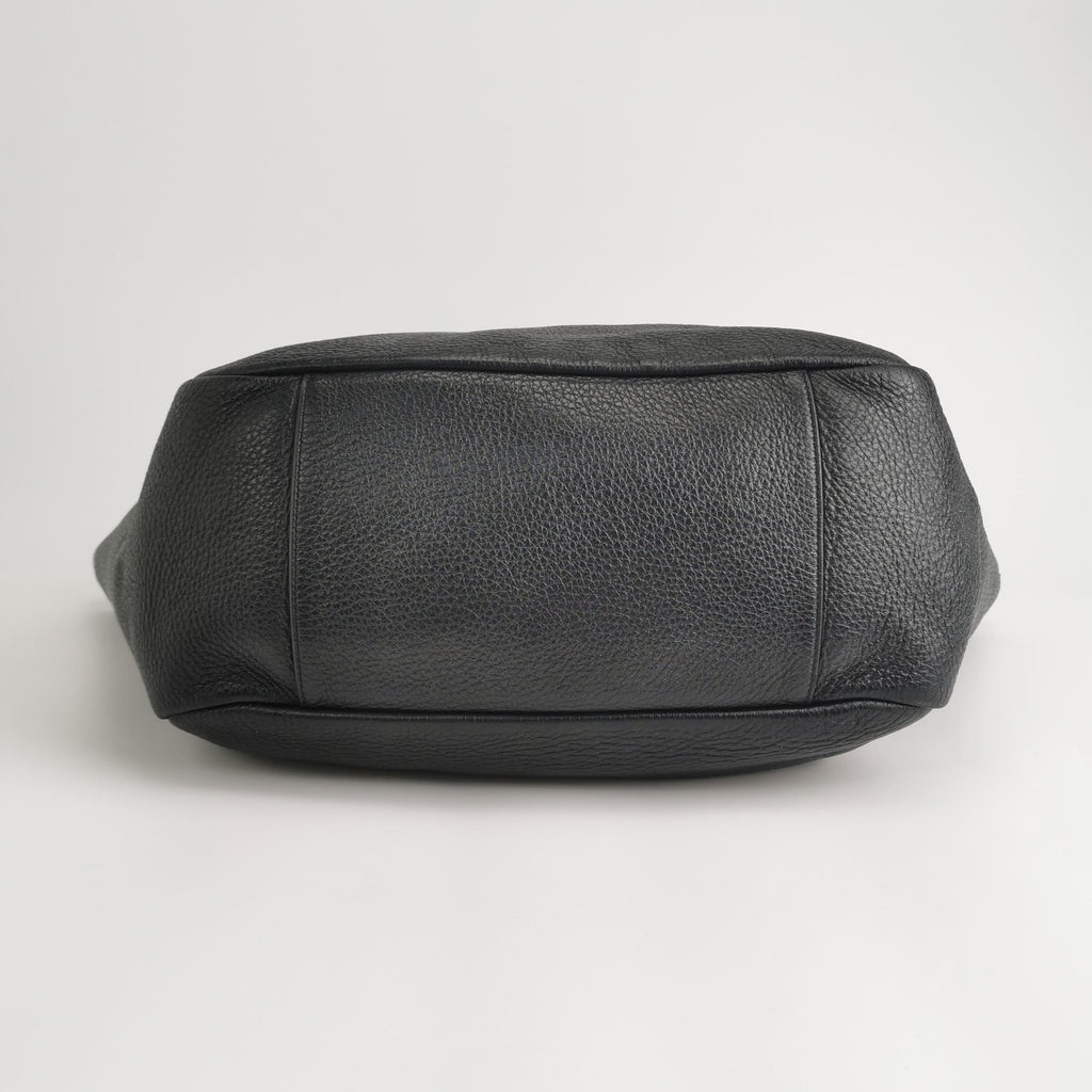 Saint Laurent Le 5 À 7 Bea Tote Black