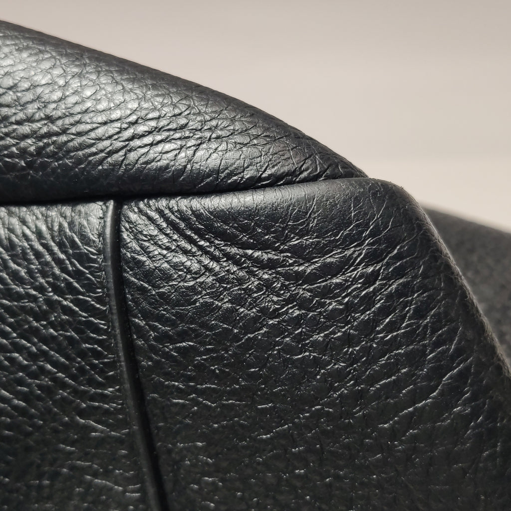 Saint Laurent Le 5 À 7 Bea Tote Black