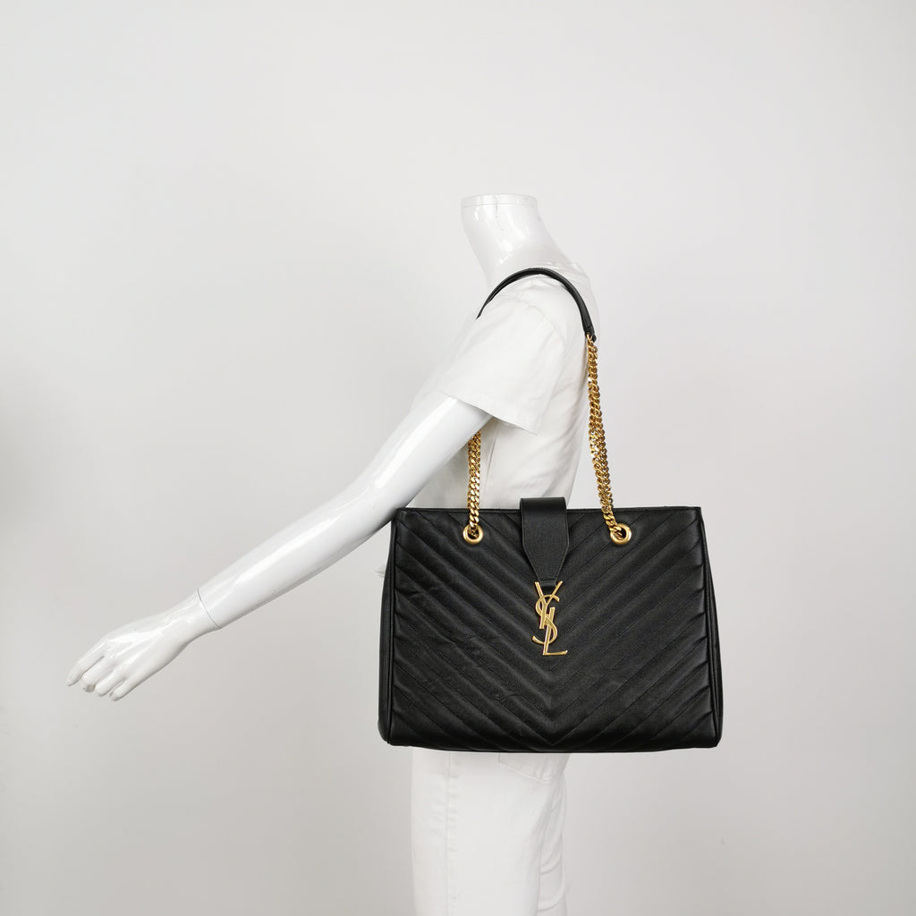 Saint Laurent Chevron Monogram Shopping Bag Grain De Poudre Black