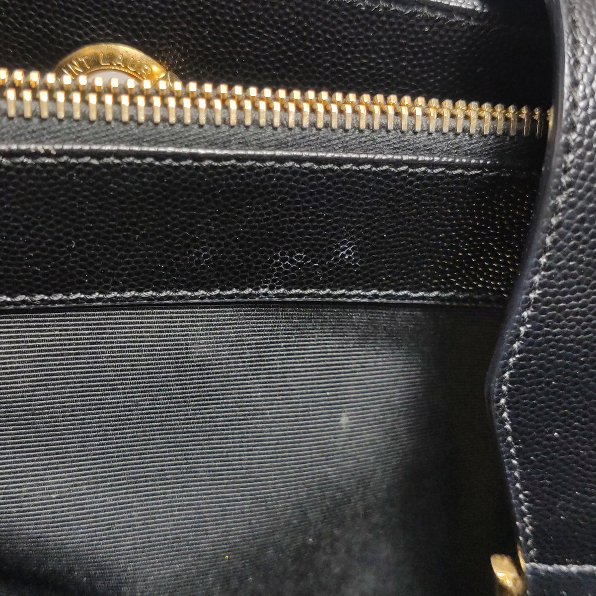Saint Laurent Chevron Monogram Shopping Bag Grain De Poudre Black
