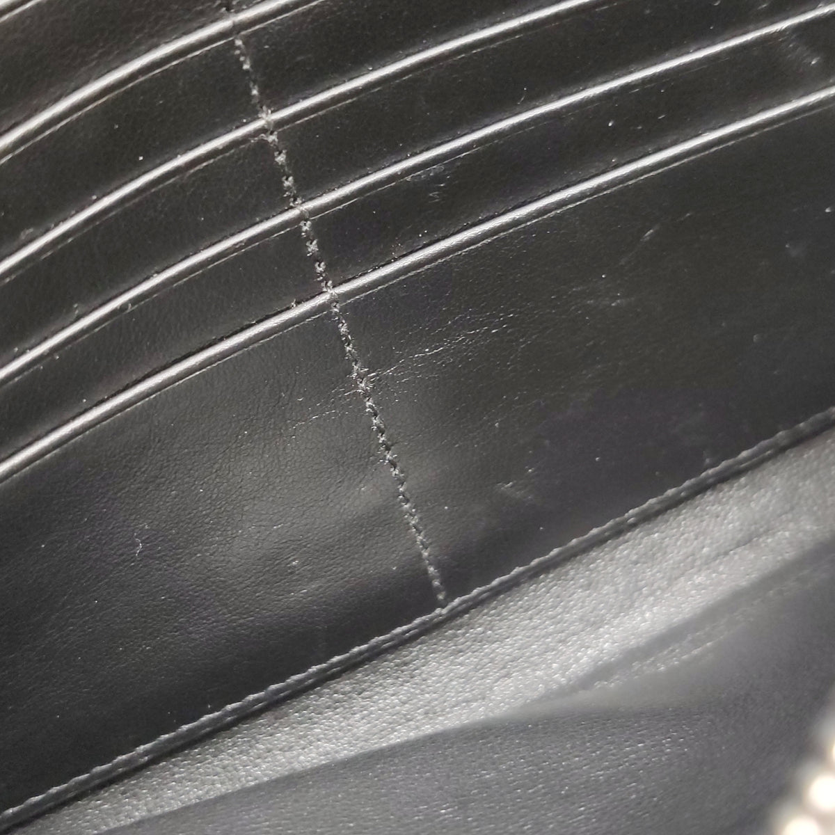 Saint Laurent Wallet on Chain Croc Black