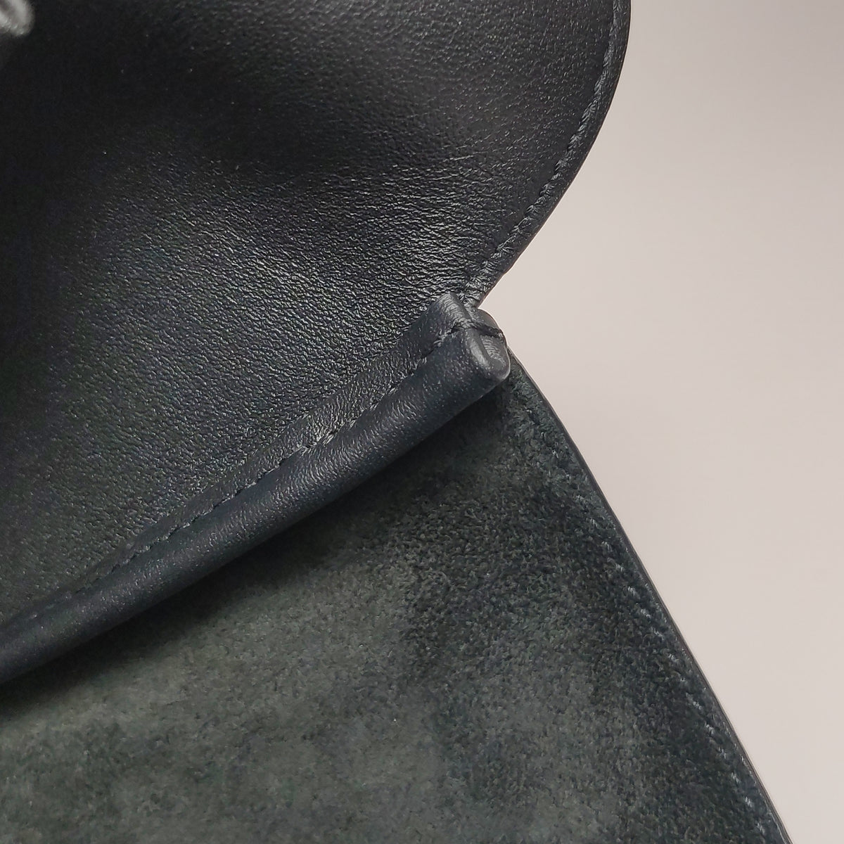 Saint Laurent Le 5 a 7 Hobo Small Black