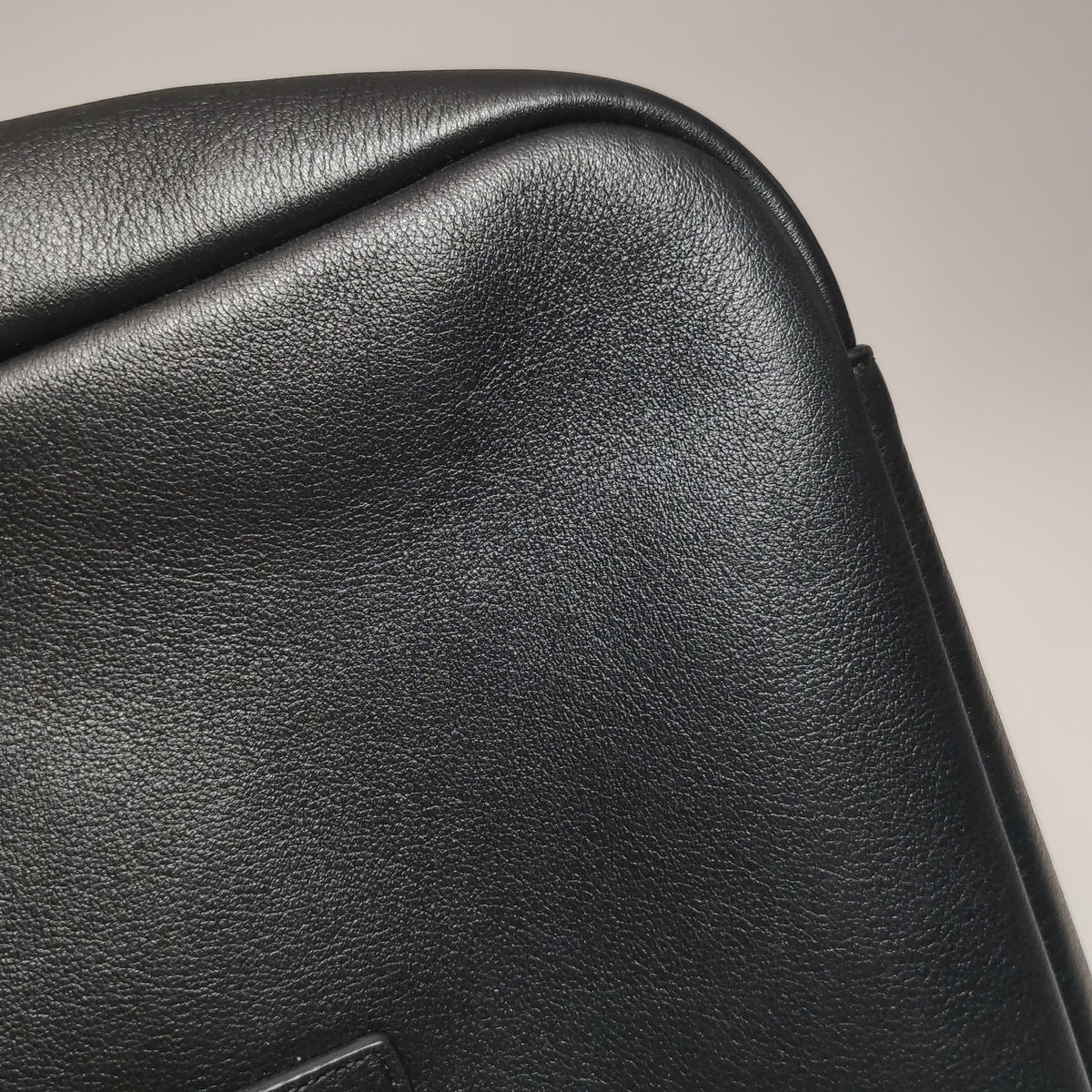 Saint Laurent Le 5 a 7 Hobo Small Black