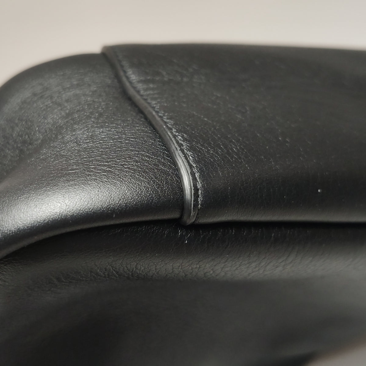 Saint Laurent Le 5 a 7 Hobo Small Black