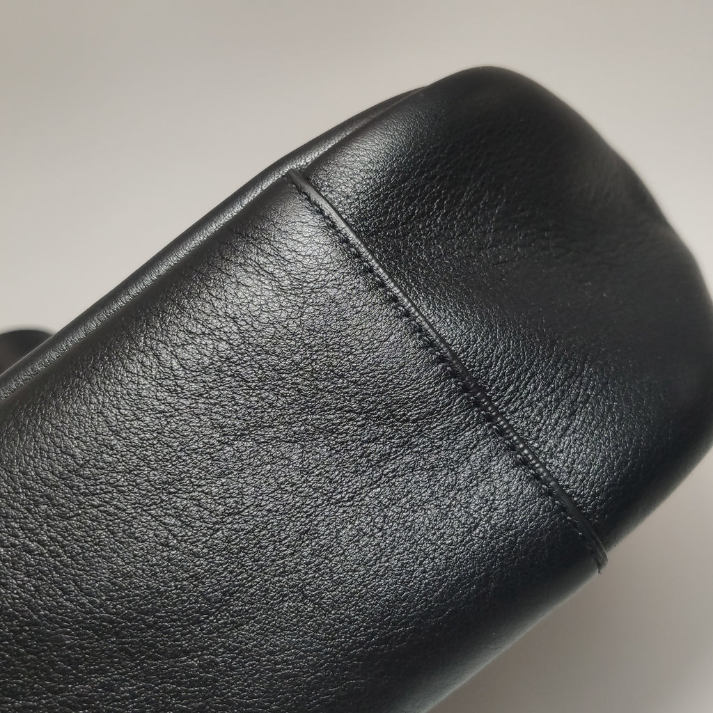 Saint Laurent Le 5 a 7 Hobo Small Black