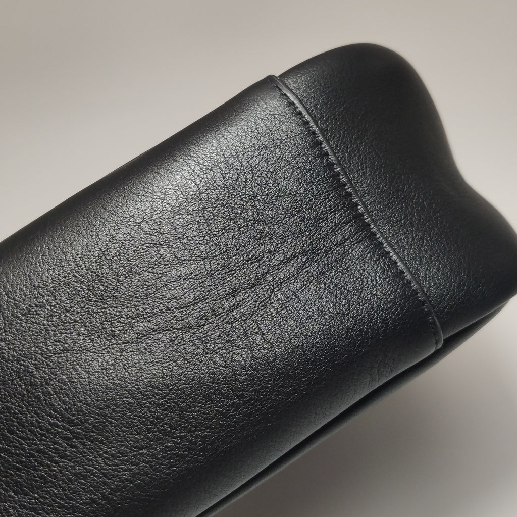 Saint Laurent Le 5 a 7 Hobo Small Black