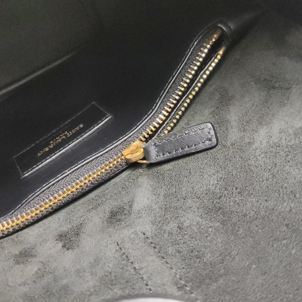 Saint Laurent Le 5 a 7 Hobo Small Black