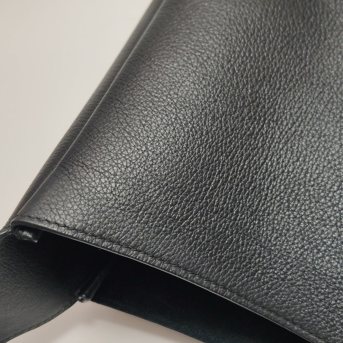 Saint Laurent Le 5 a 7 Small Shoulder Bag
