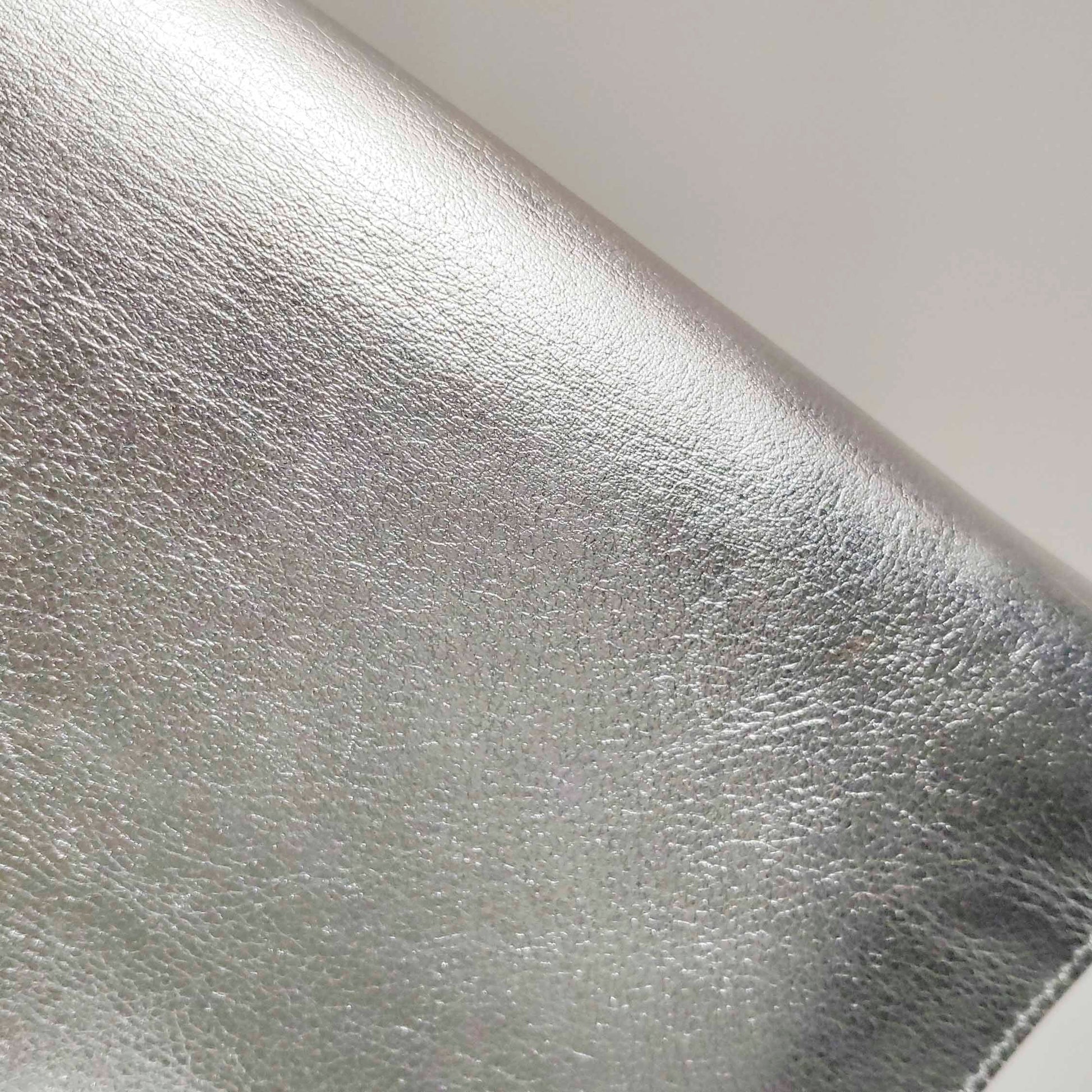 Saint Laurent Kate Wallet on Chain Silver