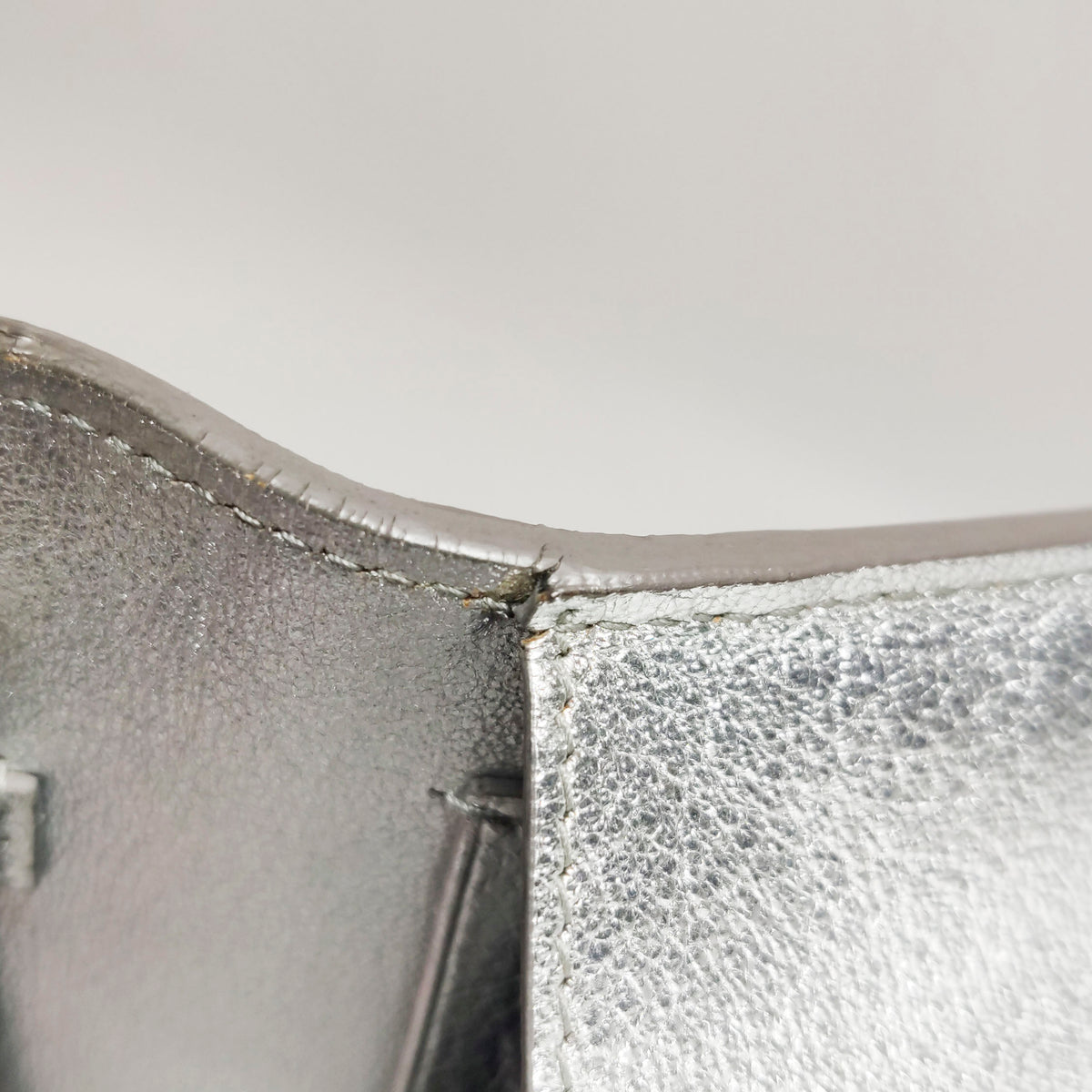 Saint Laurent Kate Wallet on Chain Silver