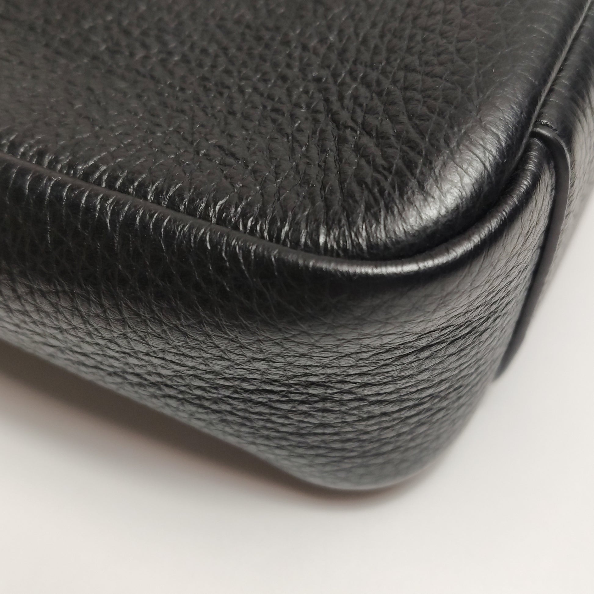 Saint Laurent Le 5 À 7 Baby