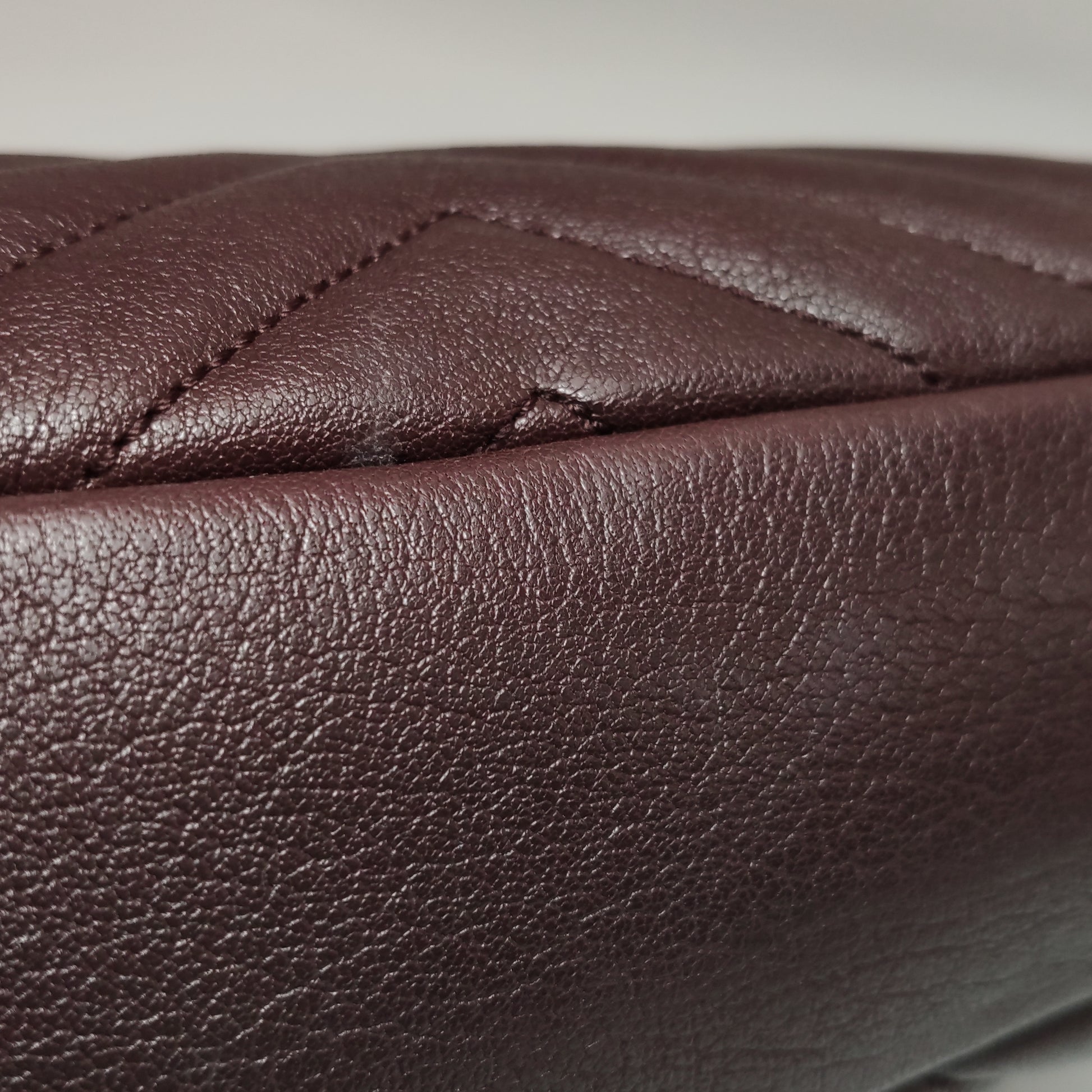 Saint Laurent College Medium Chevron Burgundy