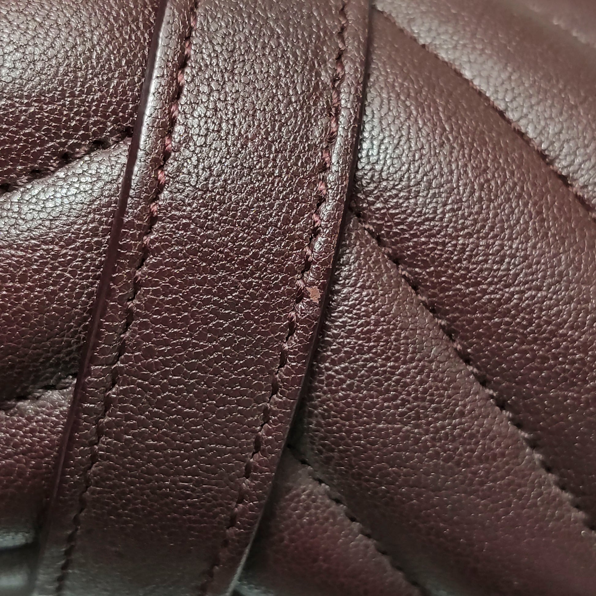Saint Laurent College Medium Chevron Burgundy