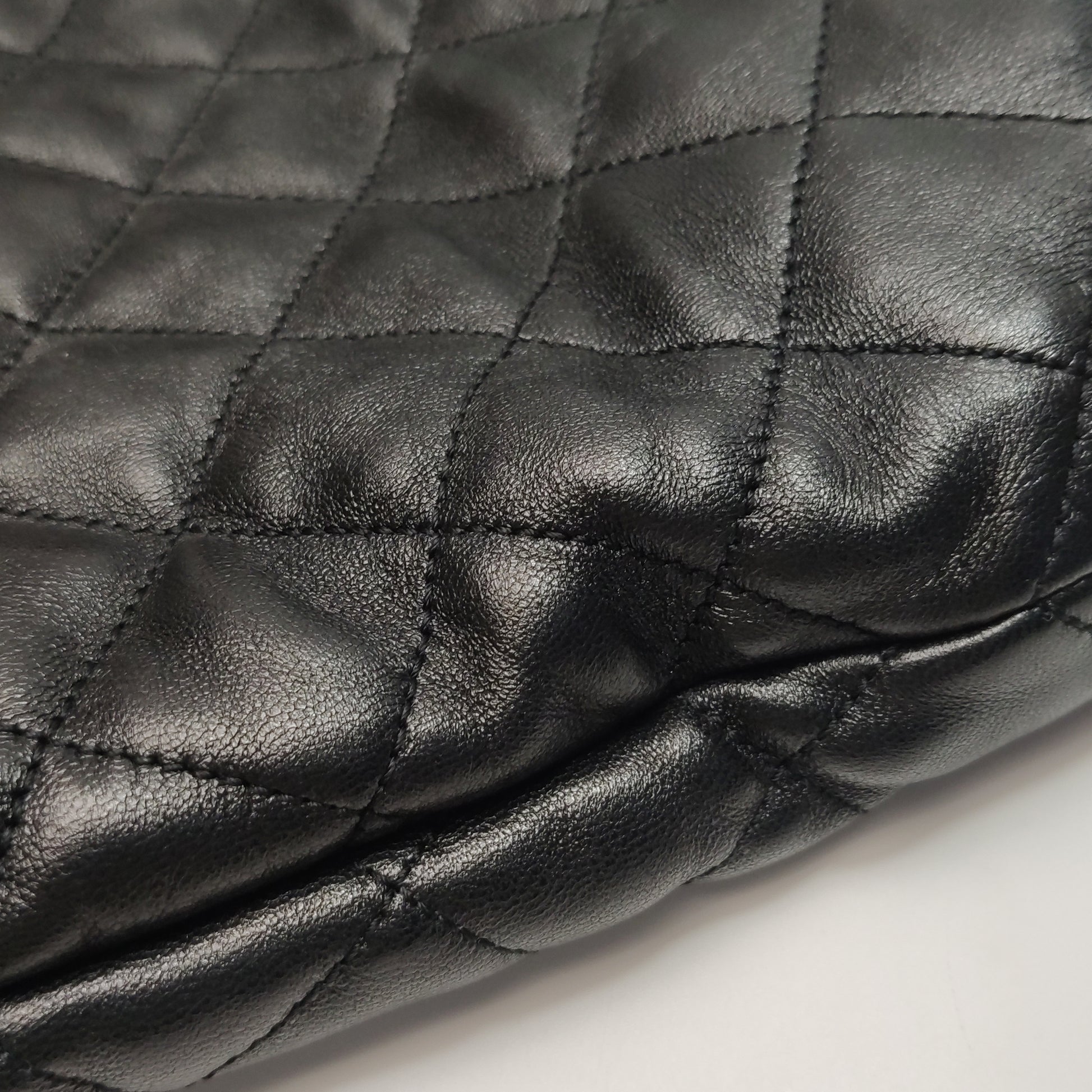 Saint Laurent ICare Maxi Hobo Bag Black 785413