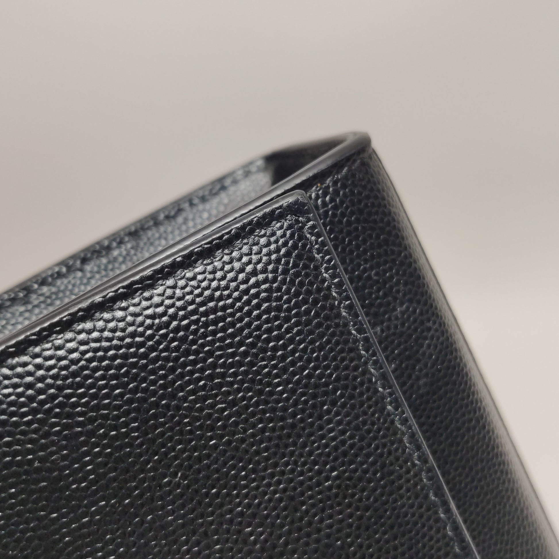 Saint Laurent Kate Medium Grain de Poudre