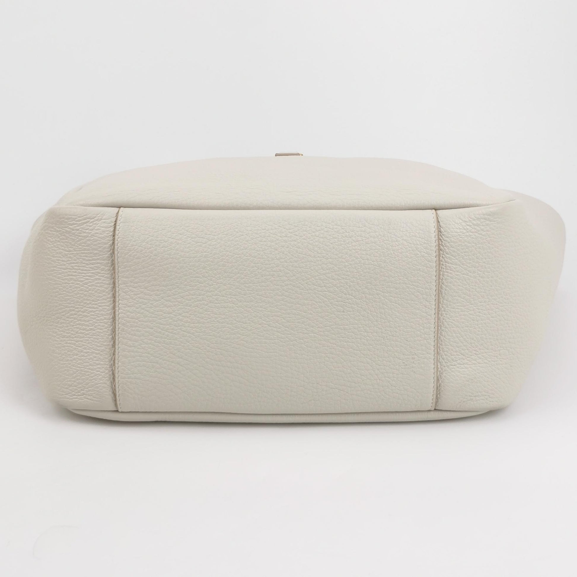Saint Laurent Le 5 À 7 Bea Tote Bag White