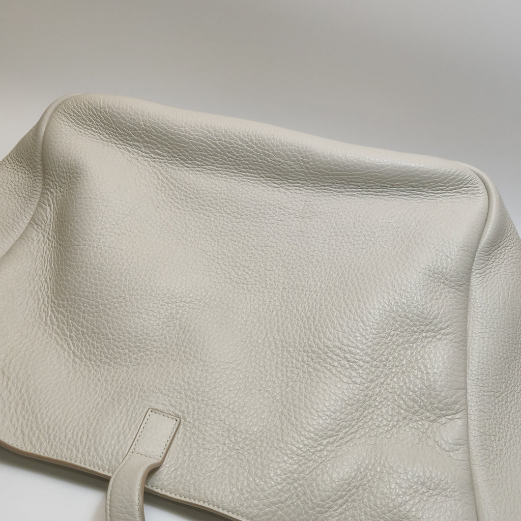 Saint Laurent Le 5 À 7 Bea Tote Bag White
