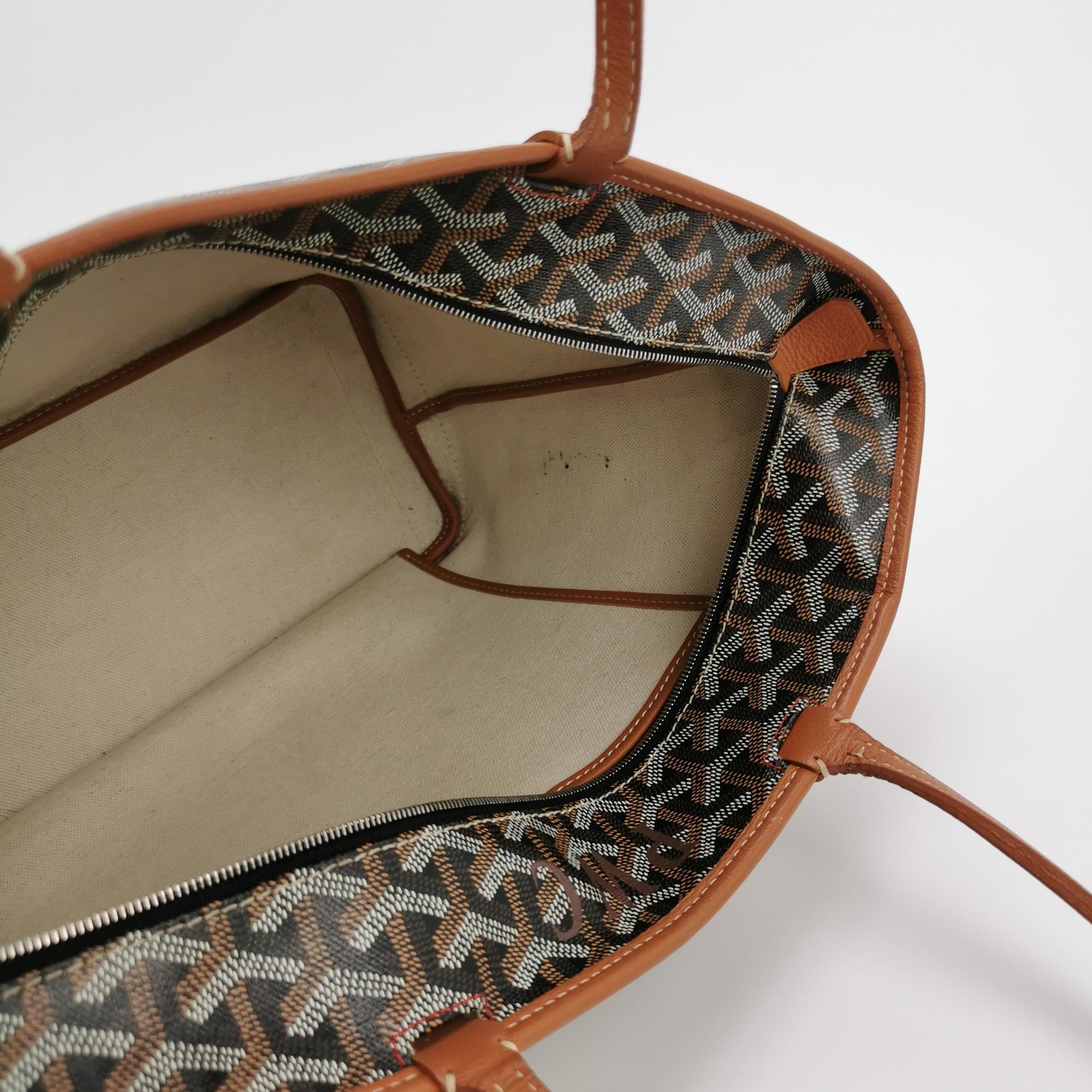 Goyard Artois PM Noir Tan