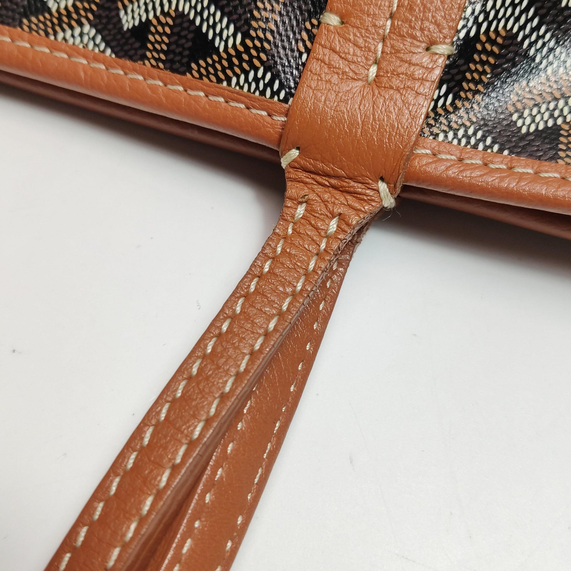 Goyard Artois PM Noir Tan