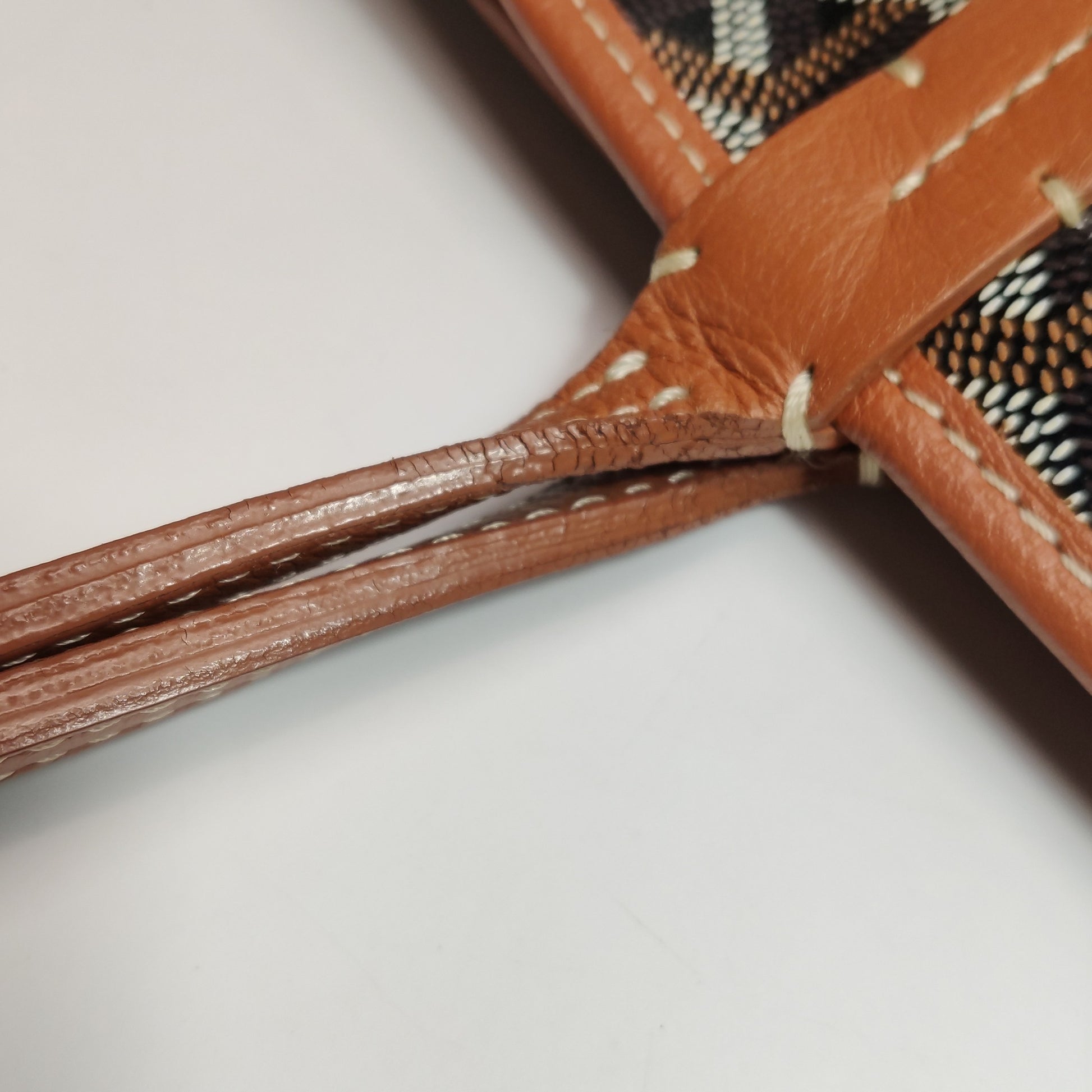 Goyard Artois PM Noir Tan