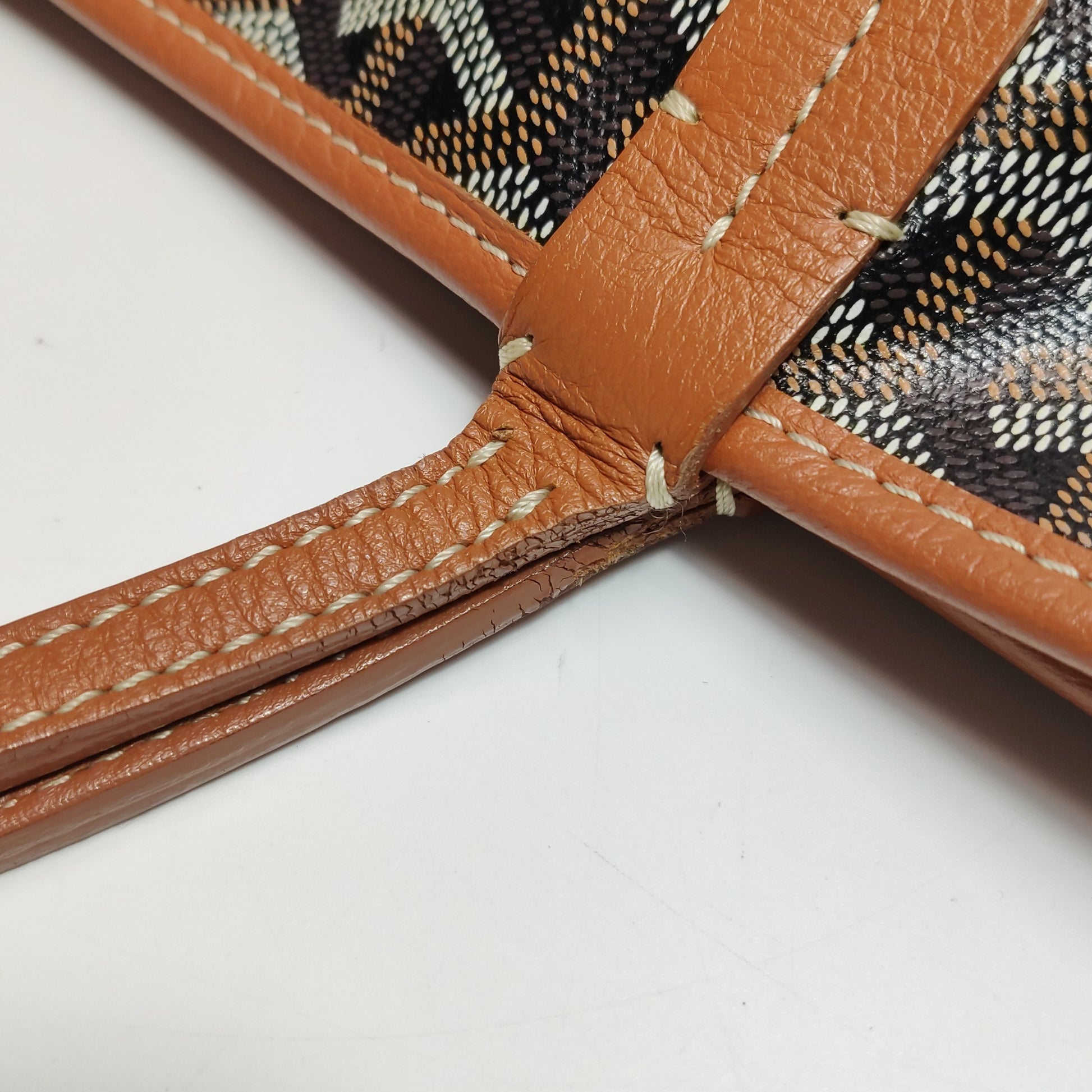 Goyard Artois PM Noir Tan