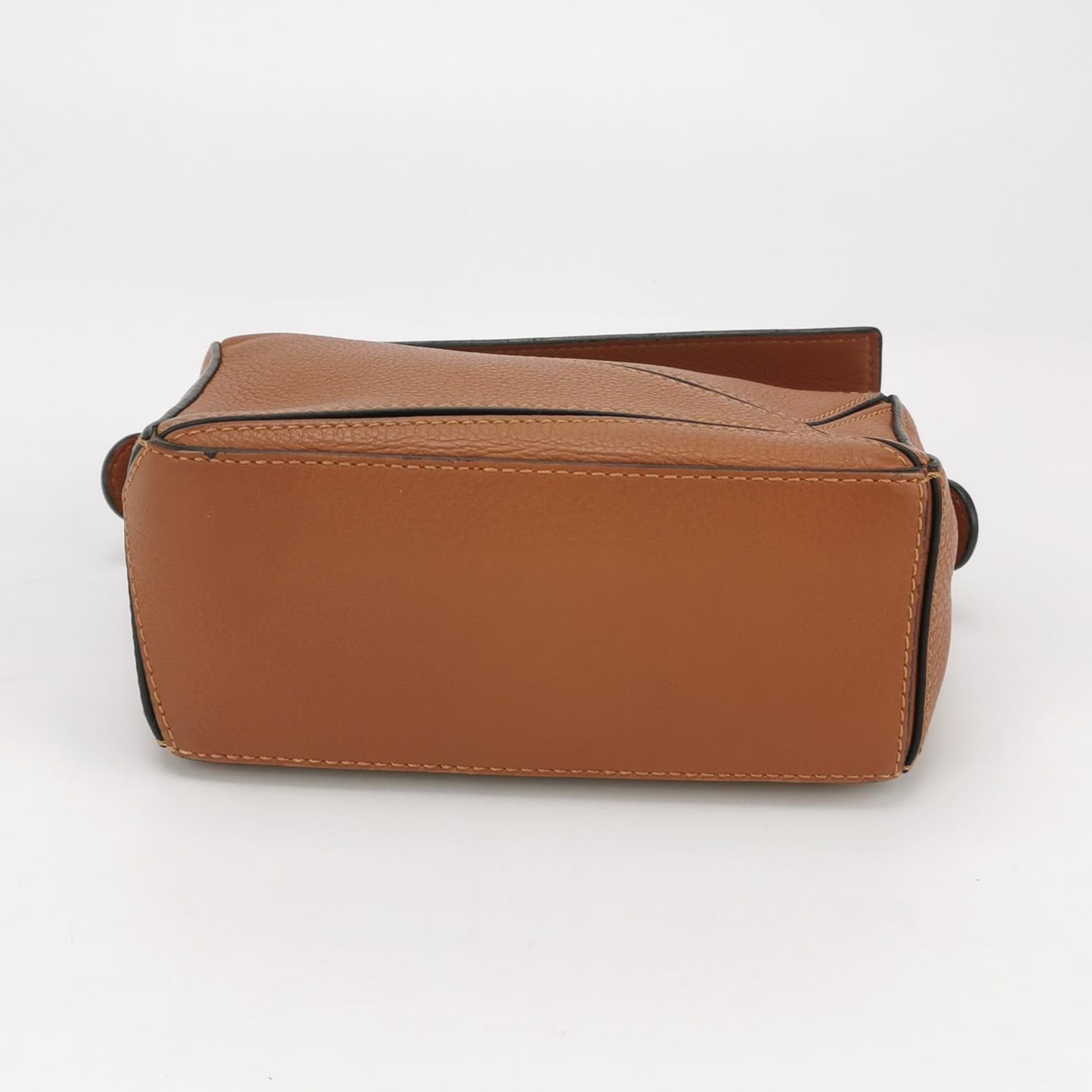 Loewe Puzzle Mini Tan