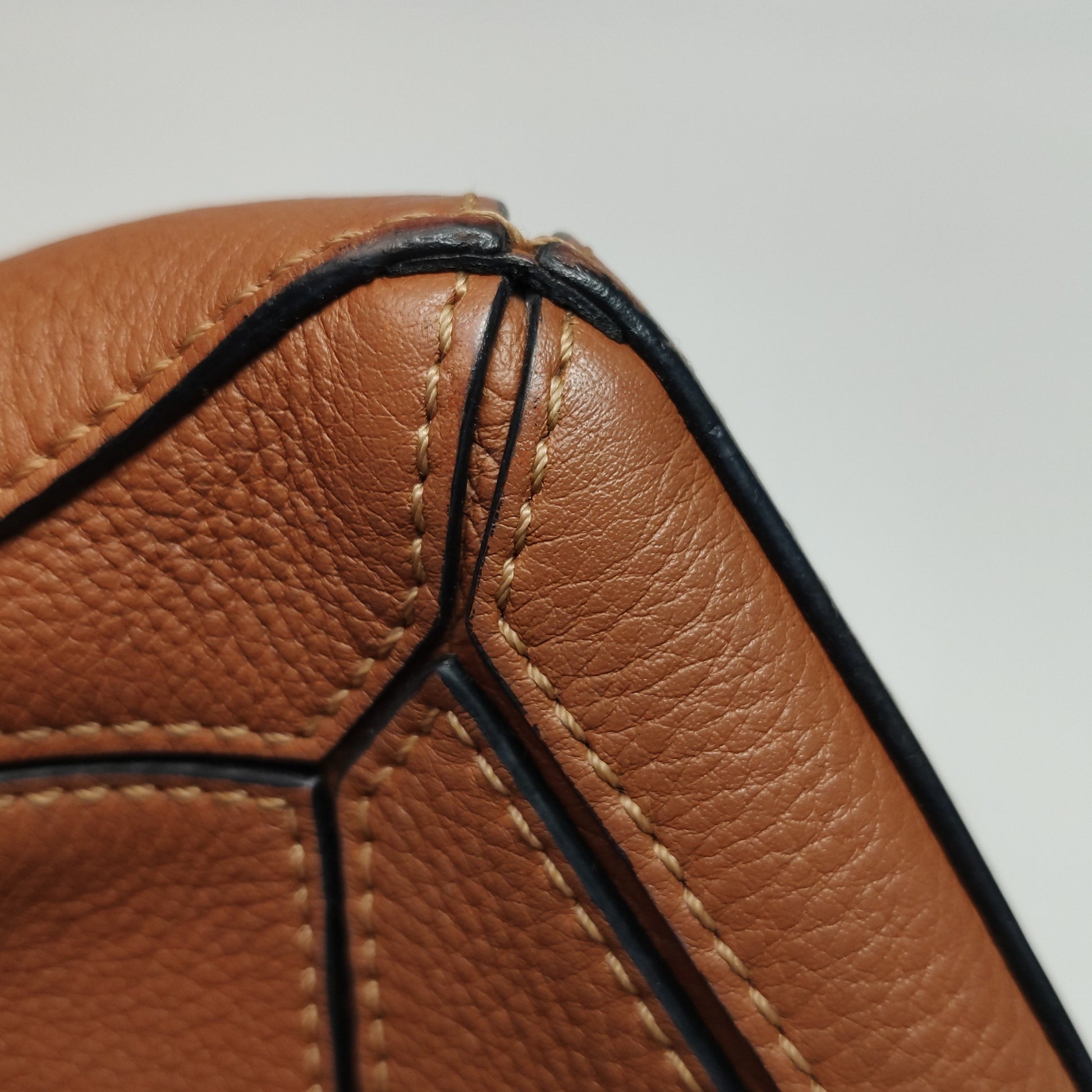 Loewe Puzzle Mini Tan