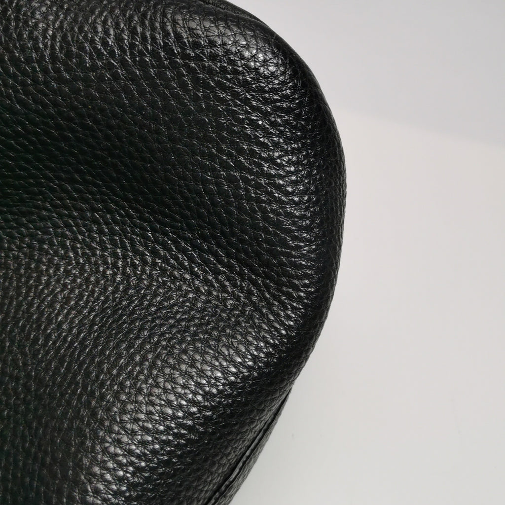 Prada Vitello Daino Hobo