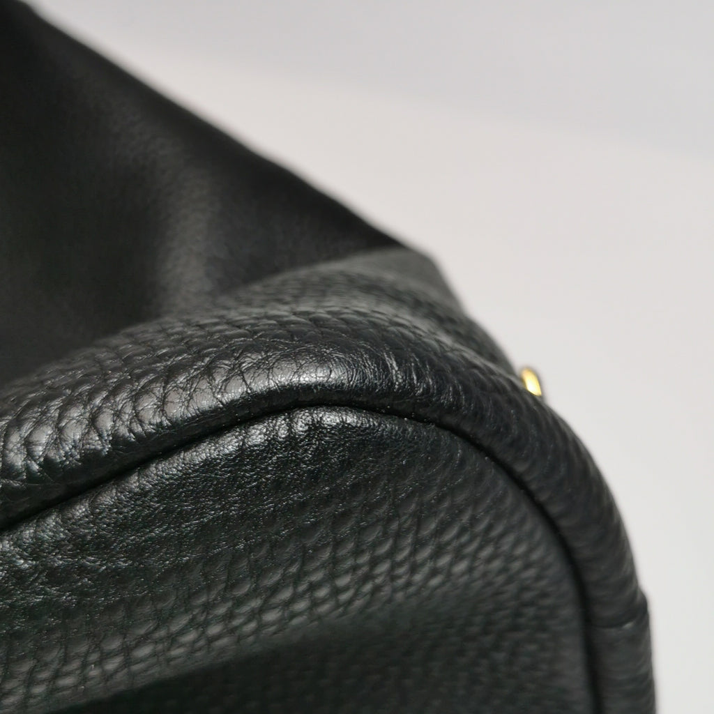 Prada Vitello Daino Hobo