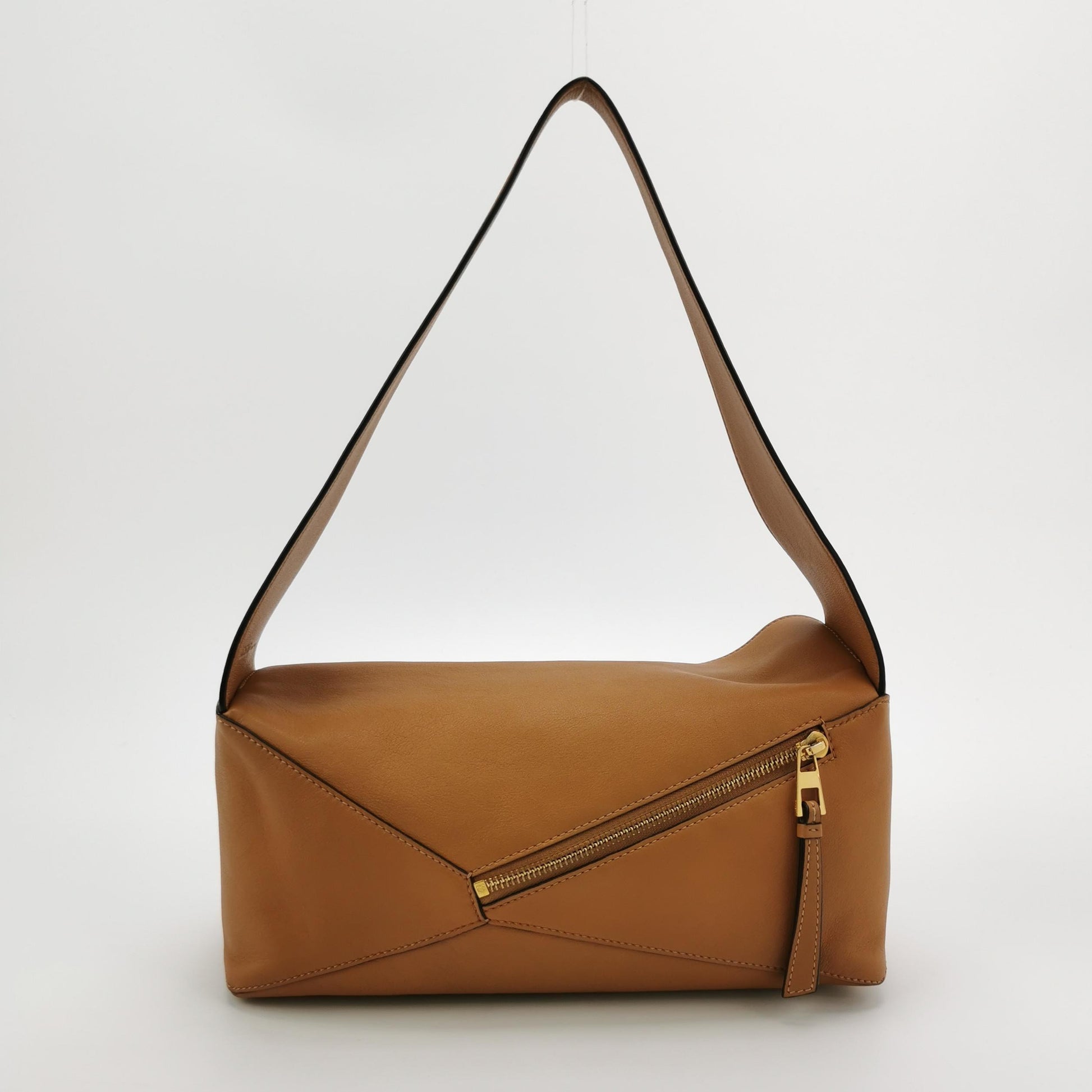 Loewe Puzzle Hobo