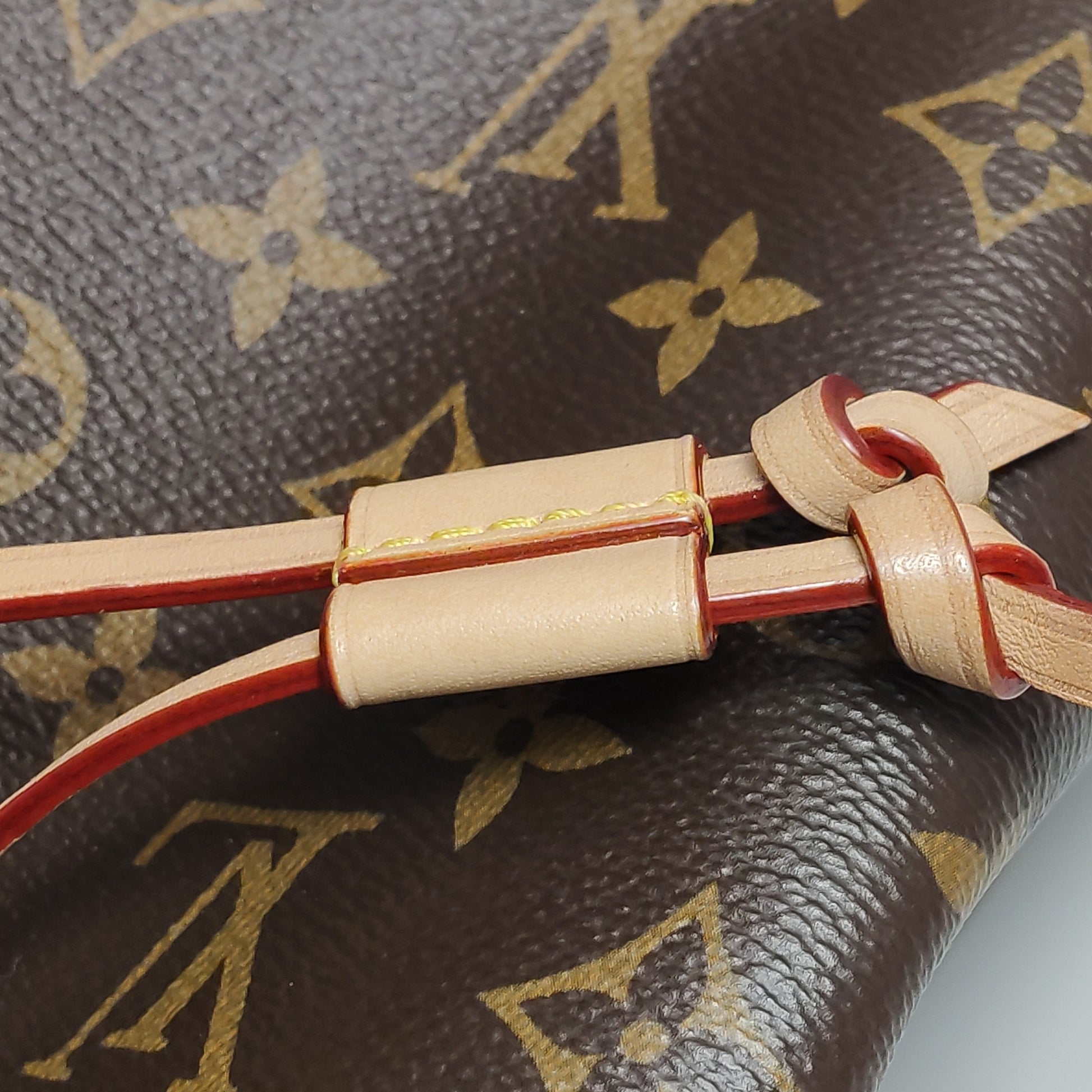 Louis Vuitton Neonoe BB