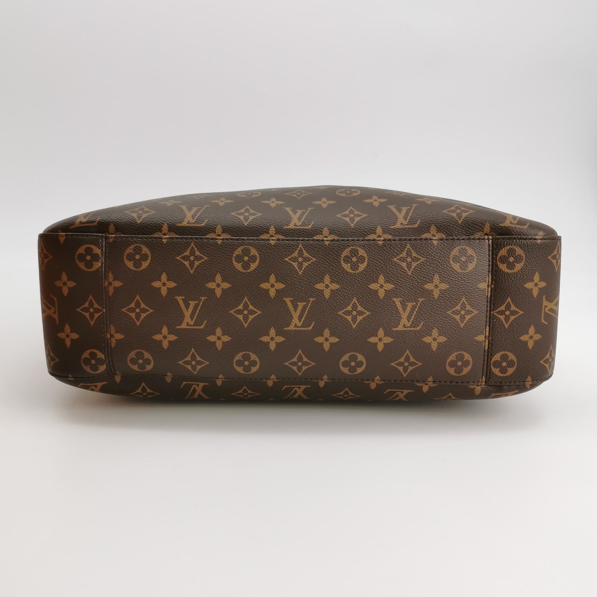 Louis Vuitton Slouchy MM