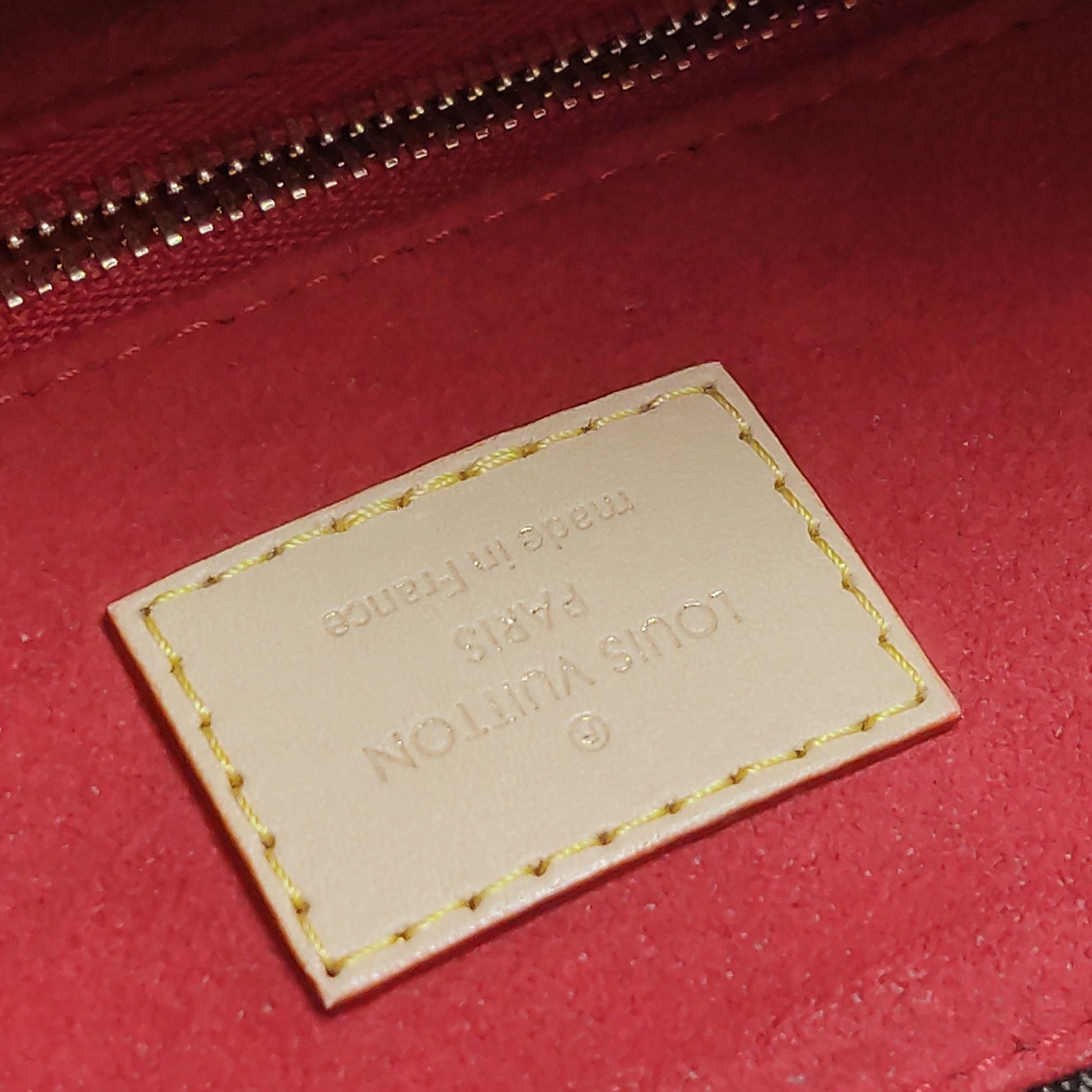 Louis Vuitton Slouchy MM