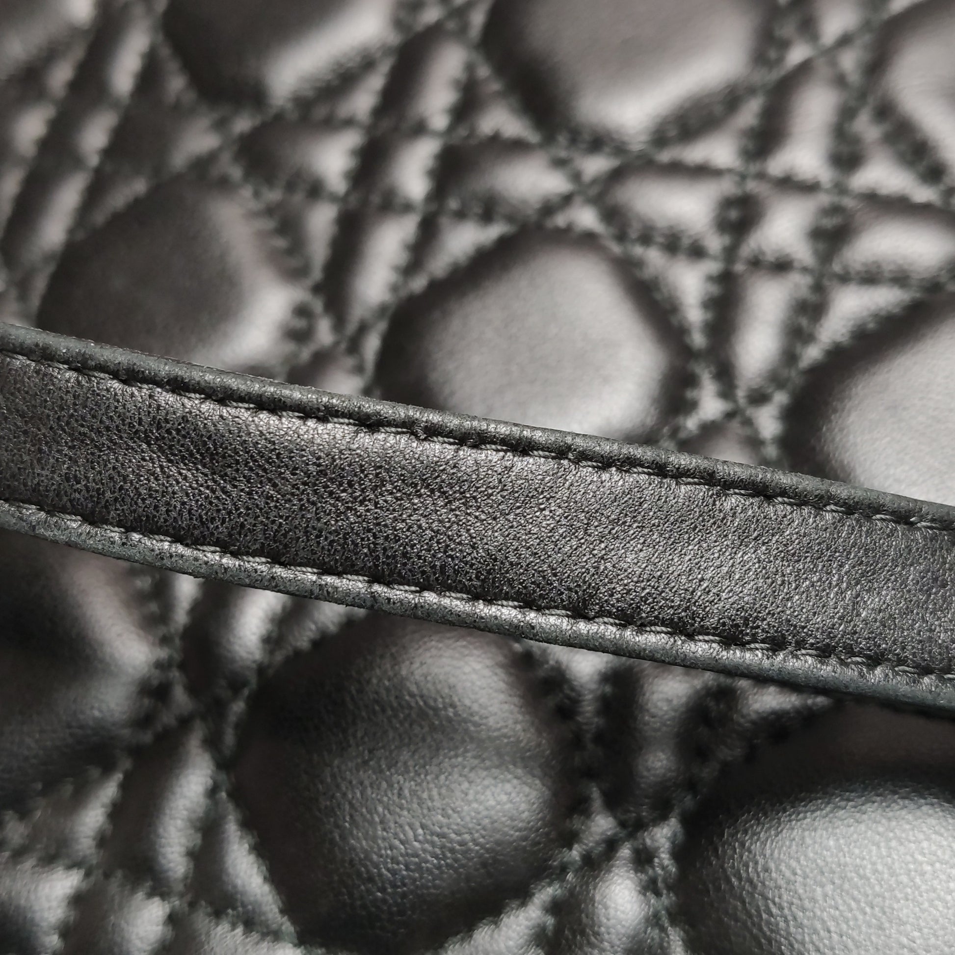 Dior Lady Dior Medium Black Quilted