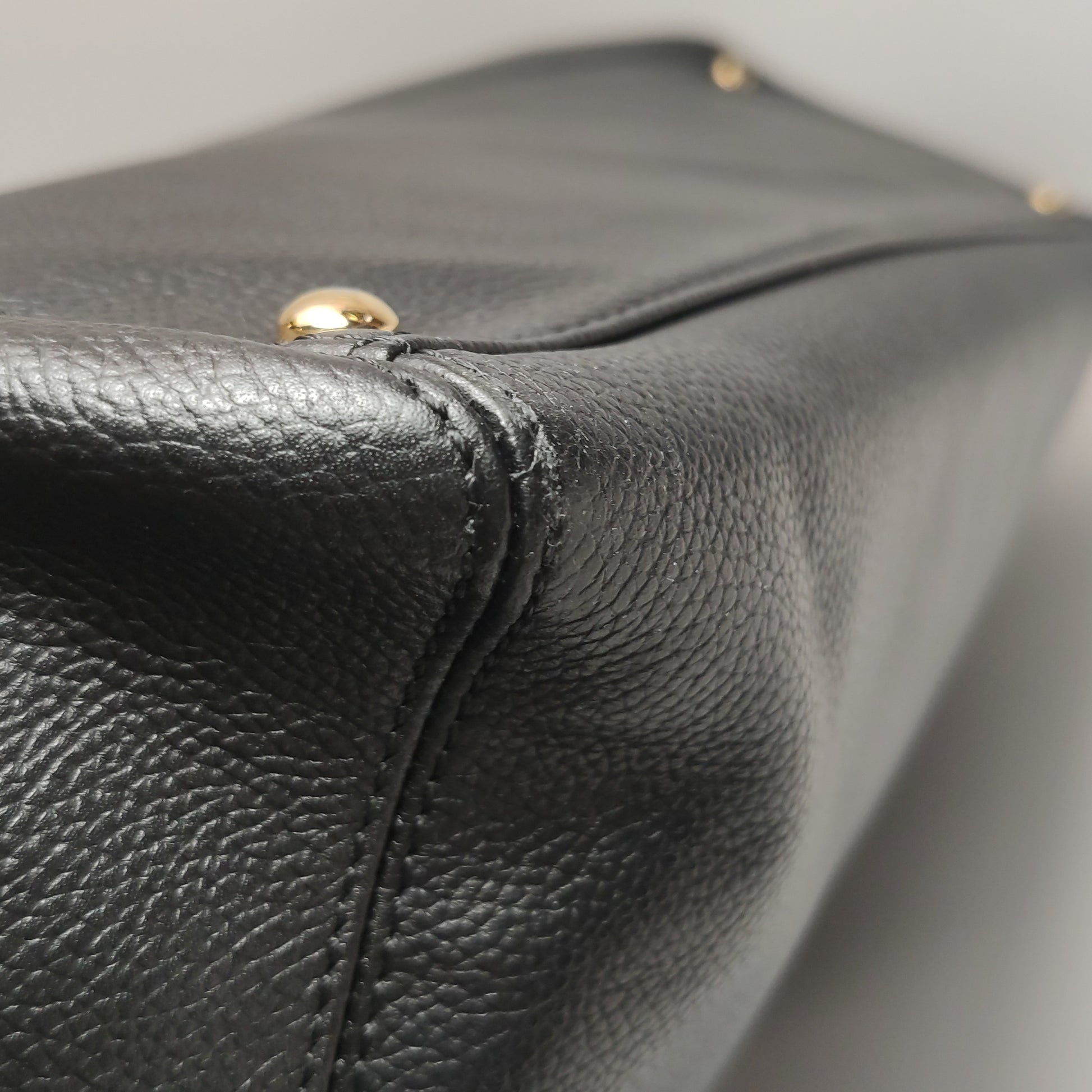Chanel Executive Cerf Tote